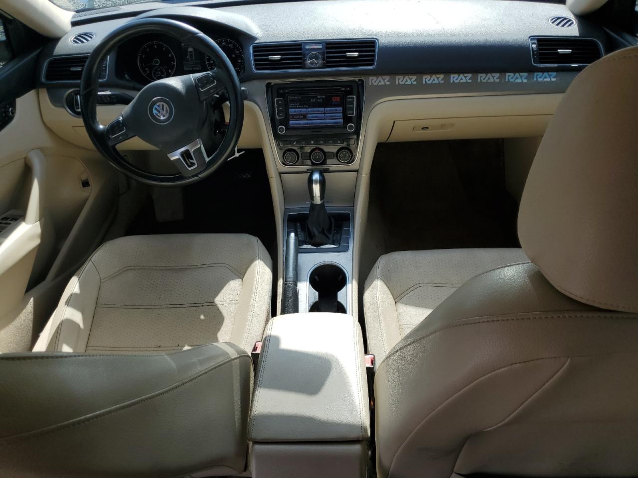 2015 Volkswagen Passat Se Белый vin: 1VWBT7A39FC070019