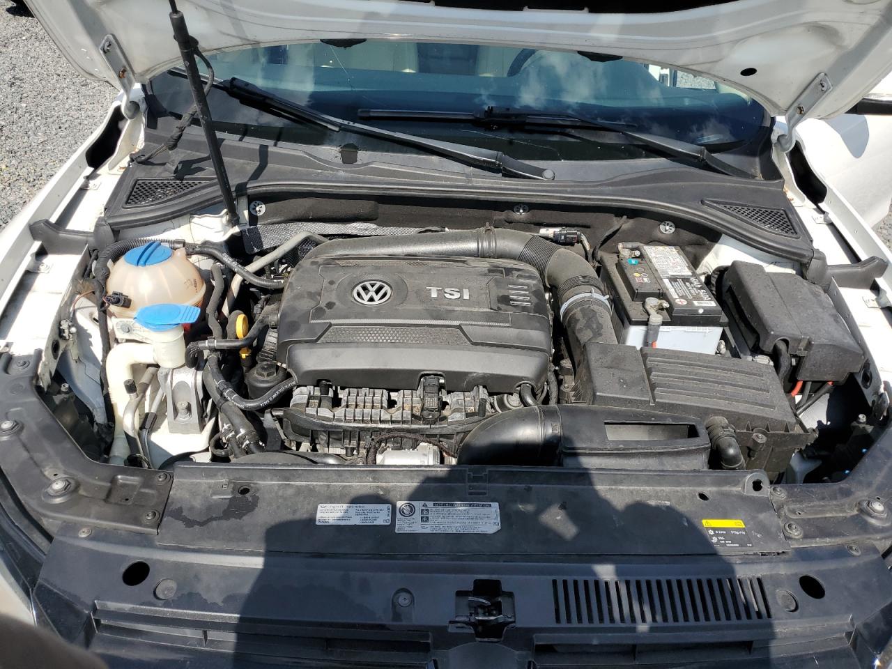 2015 Volkswagen Passat Se Белый vin: 1VWBT7A39FC070019