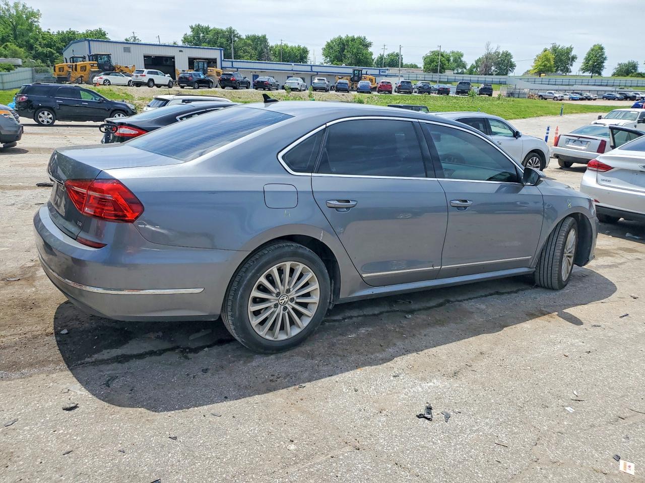 2016 Volkswagen Passat Se Gray vin: 1VWBT7A39GC041248