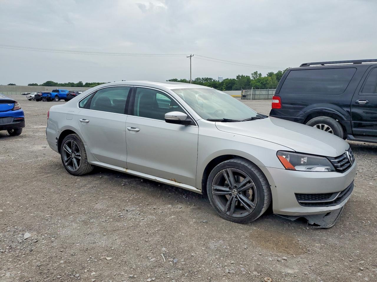 2014 Volkswagen Passat Se Silver vin: 1VWBT7A3XEC061473