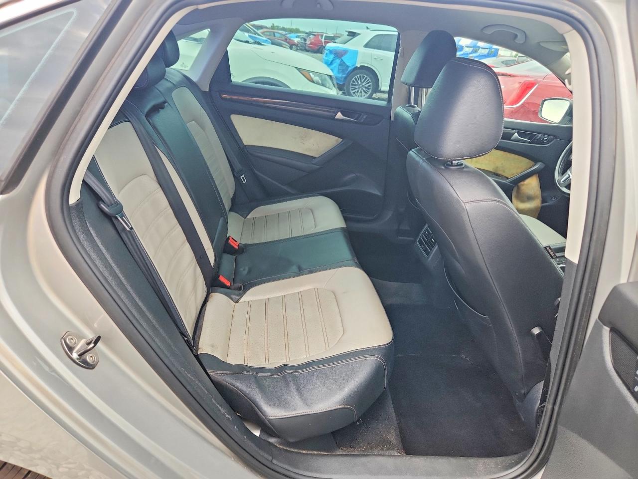 2014 Volkswagen Passat Se Gray vin: 1VWBT7A3XEC093517