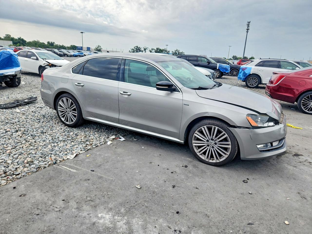 2014 Volkswagen Passat Se Gray vin: 1VWBT7A3XEC093517