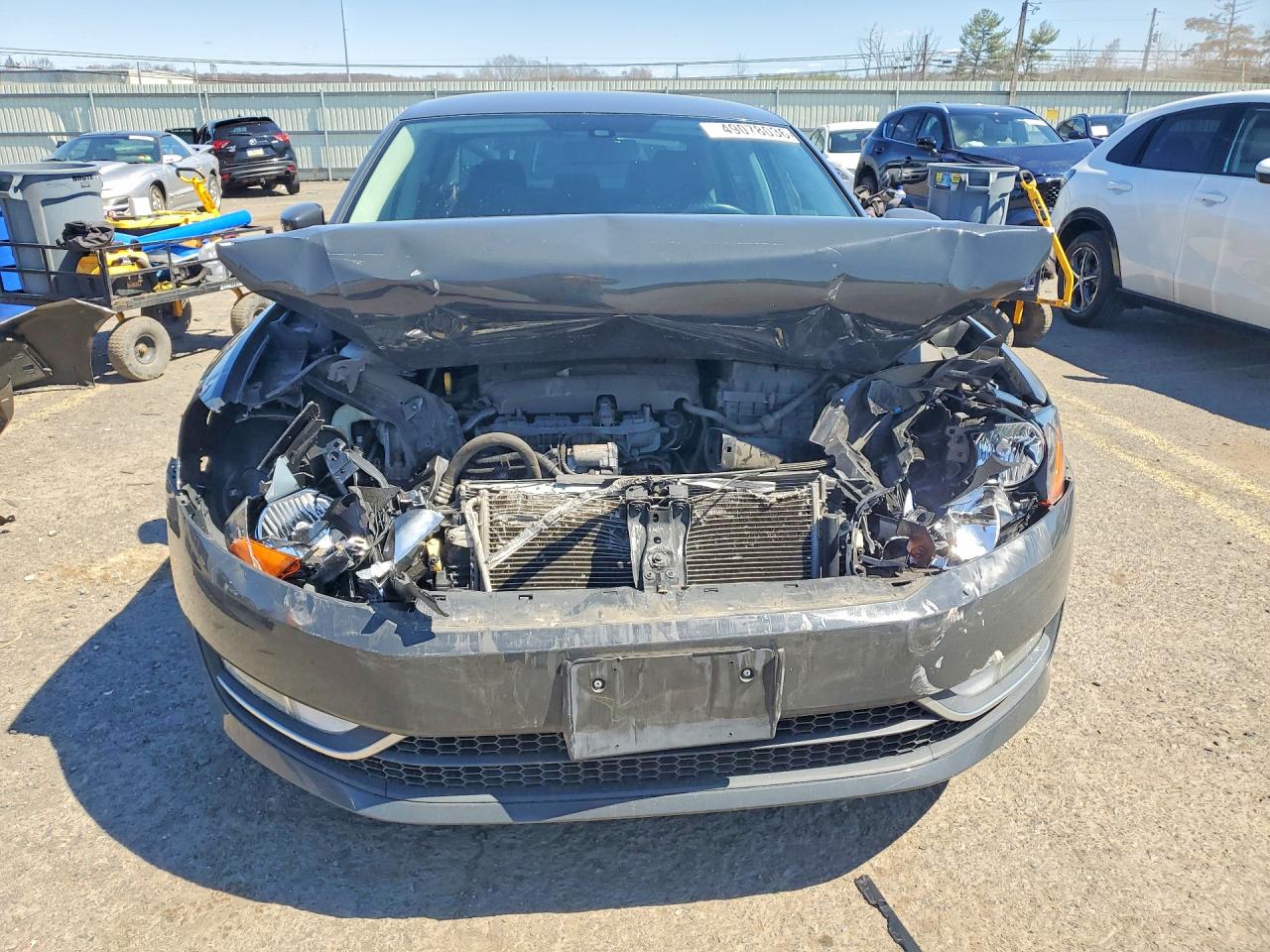 2015 Volkswagen Passat Se Серый vin: 1VWBT7A3XFC105067