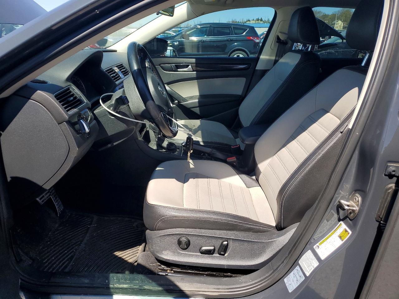 2015 Volkswagen Passat Se Серый vin: 1VWBT7A3XFC105067
