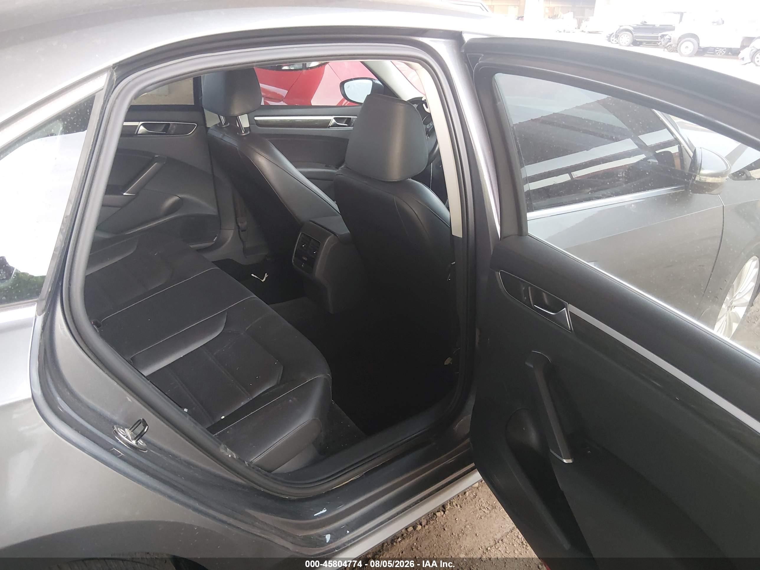 2017 Volkswagen Passat 1.8t Se Серый vin: 1VWBT7A3XHC018286