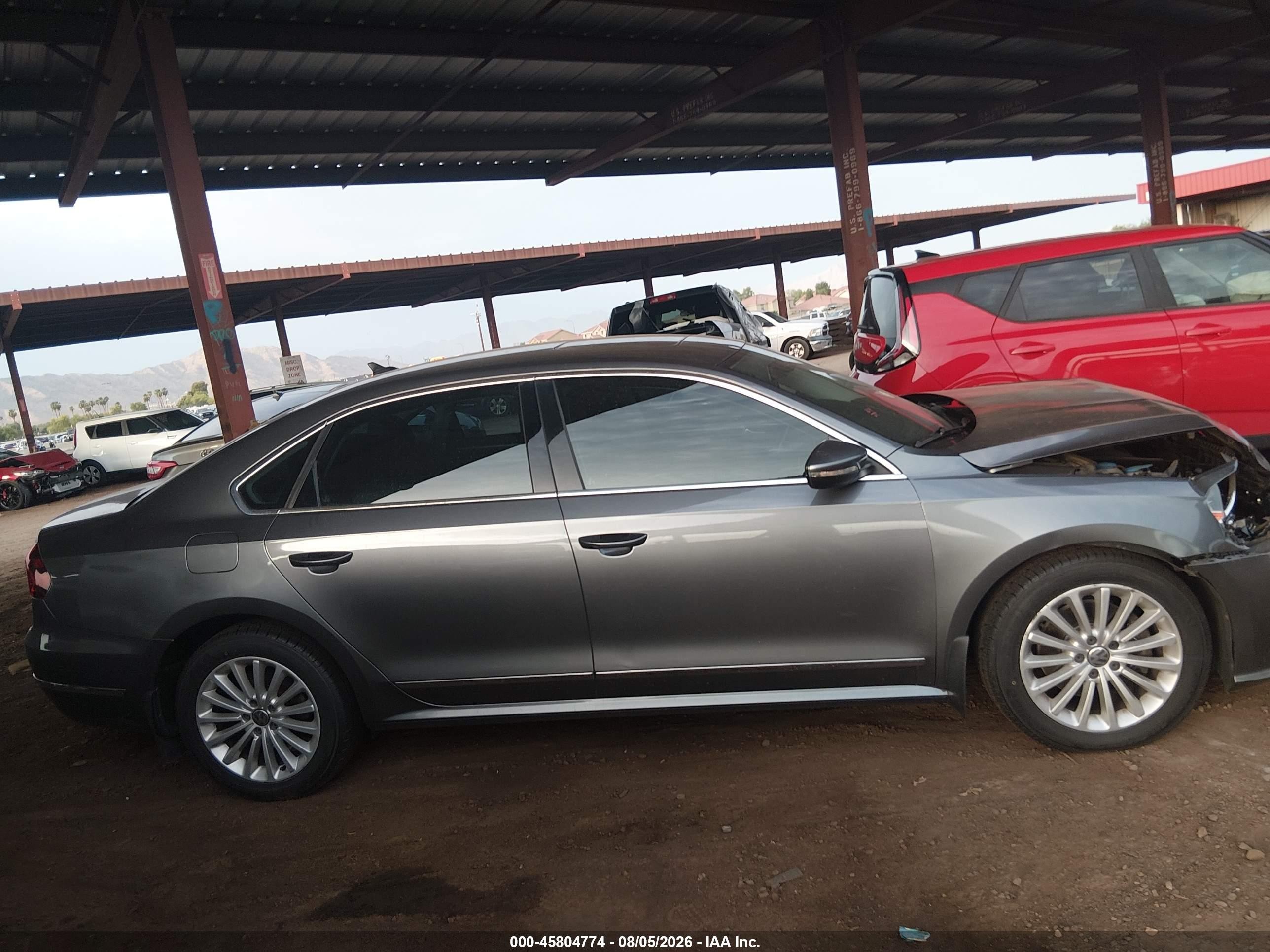 2017 Volkswagen Passat 1.8t Se Серый vin: 1VWBT7A3XHC018286