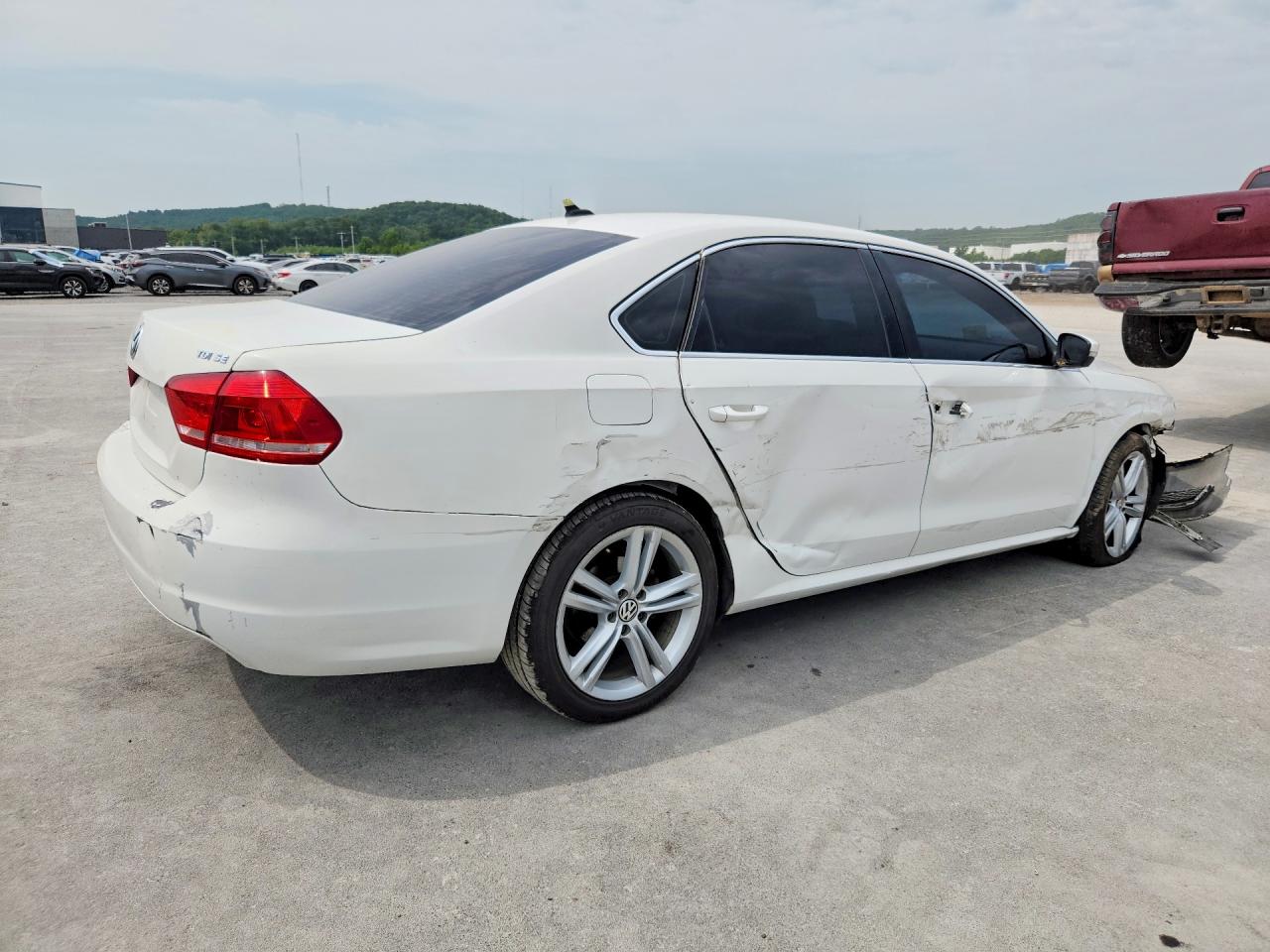2015 Volkswagen Passat Se White vin: 1VWBV7A30FC051126