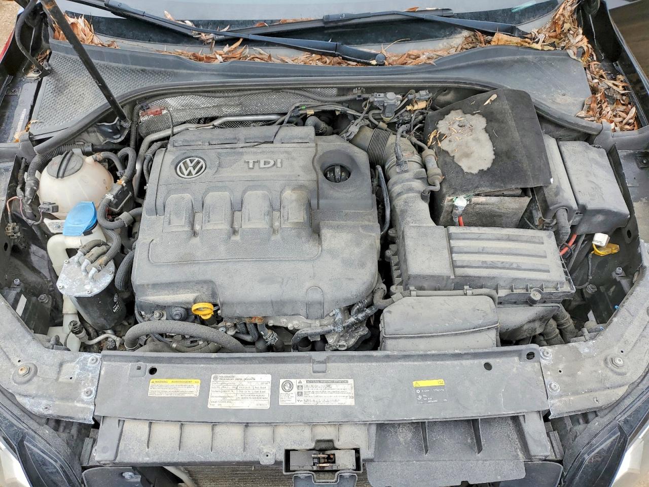 2015 Volkswagen Passat Se Черный vin: 1VWBV7A32FC023781