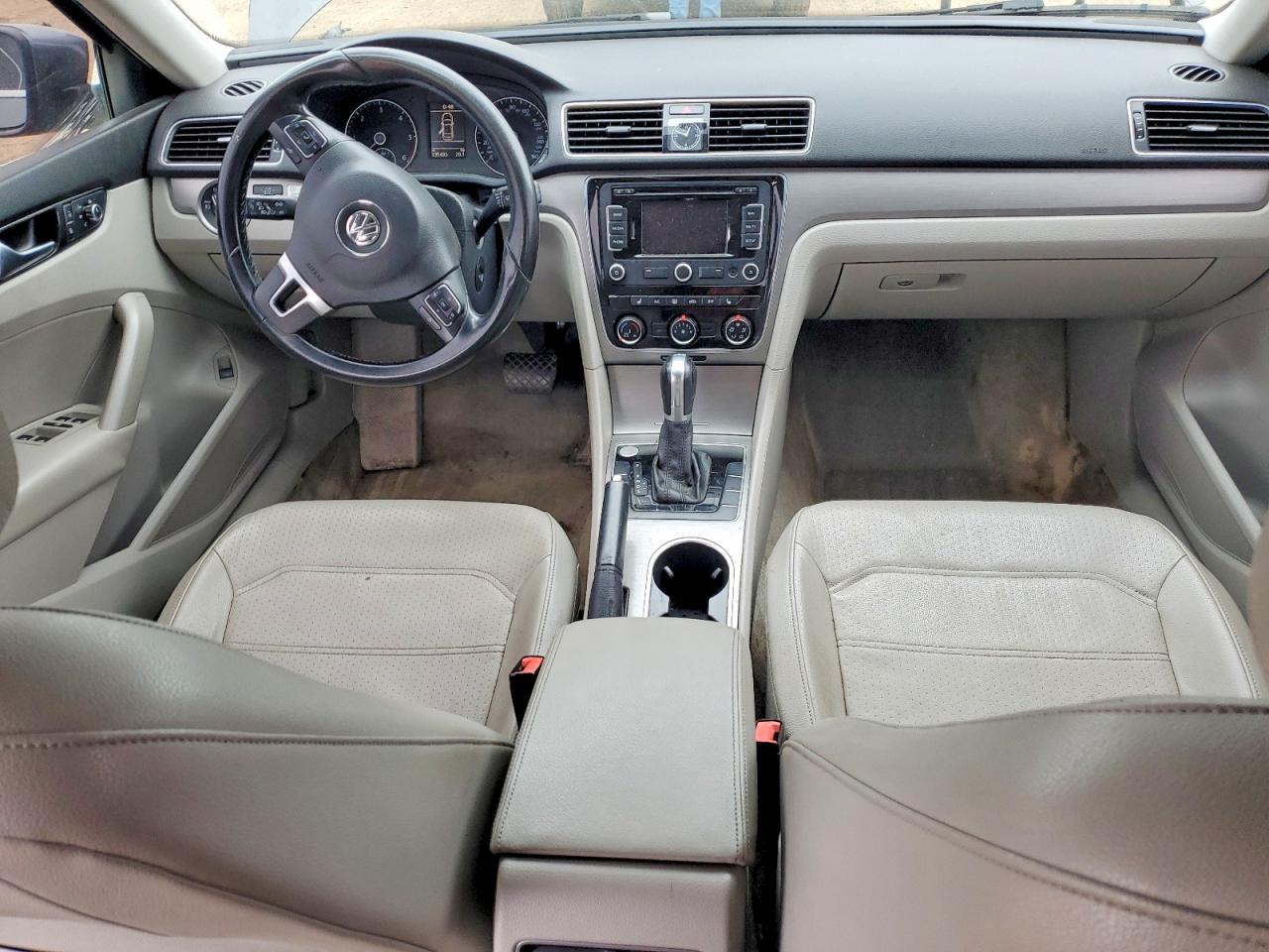 2015 Volkswagen Passat Se Серый vin: 1VWBV7A33FC070592