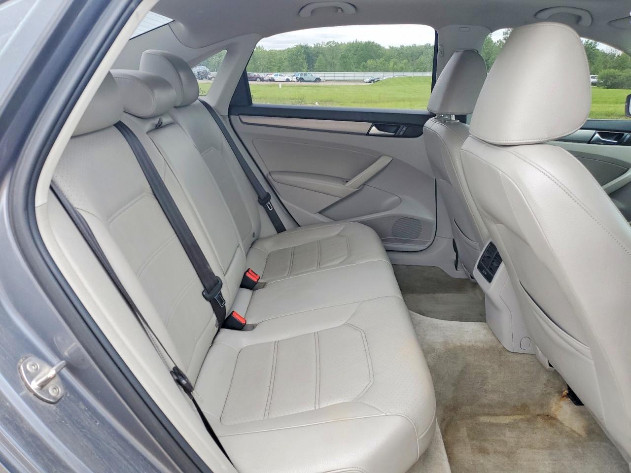 2015 Volkswagen Passat Se Серый vin: 1VWBV7A33FC070592