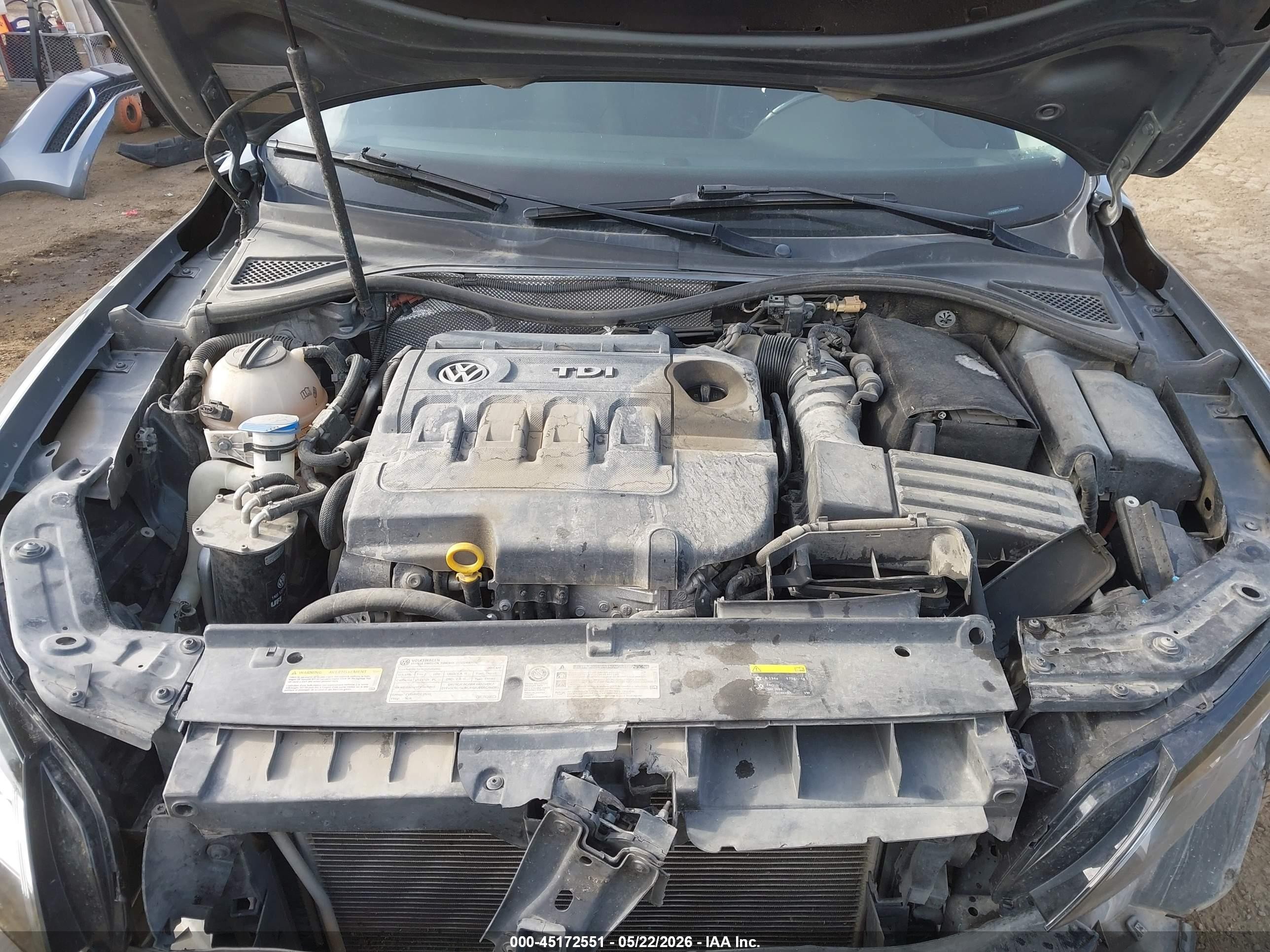2015 Volkswagen Passat 2.0l Tdi Se Gray vin: 1VWBV7A33FC090888