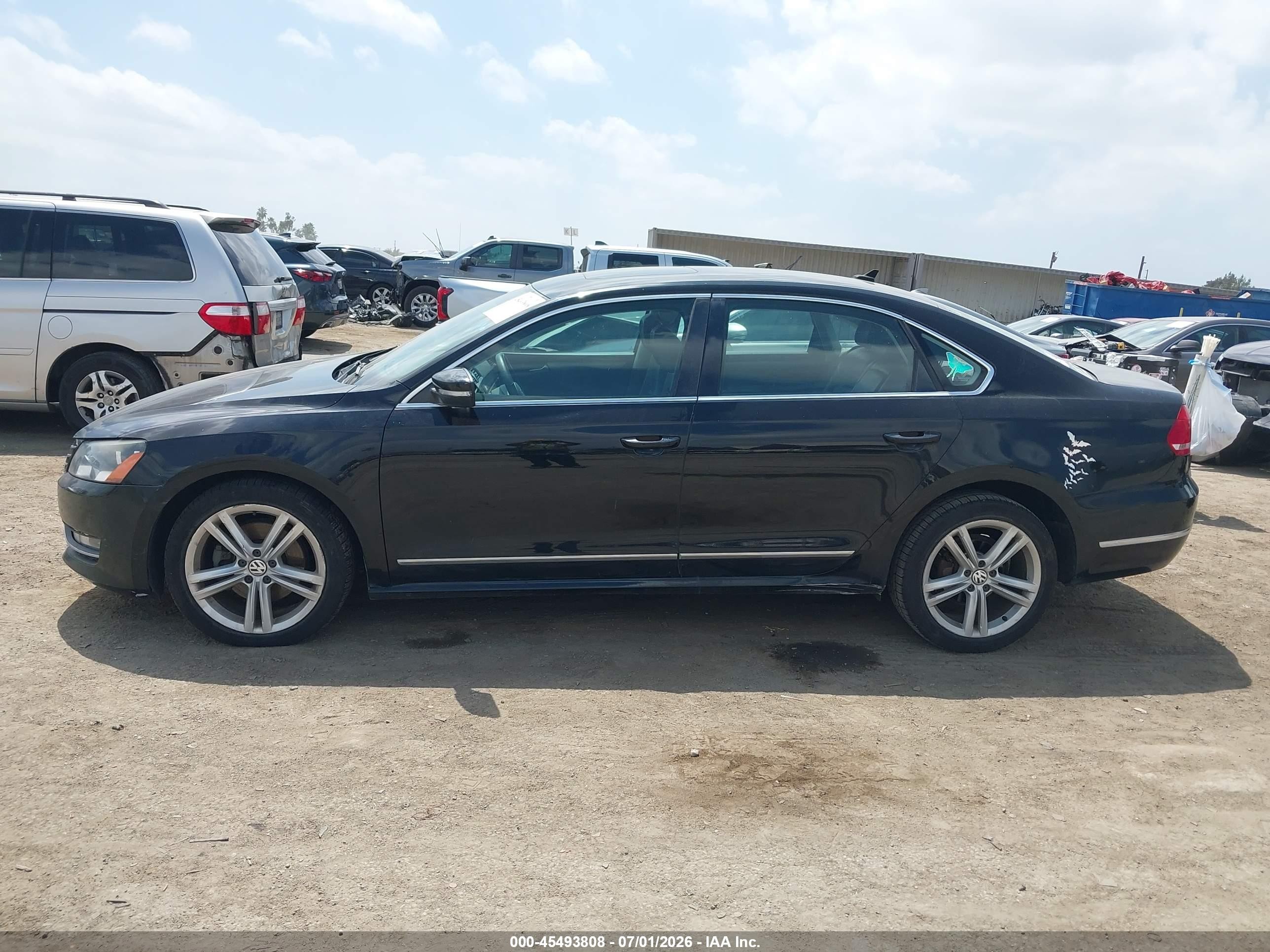 2015 Volkswagen Passat 2.0l Tdi Se Black vin: 1VWBV7A34FC036290