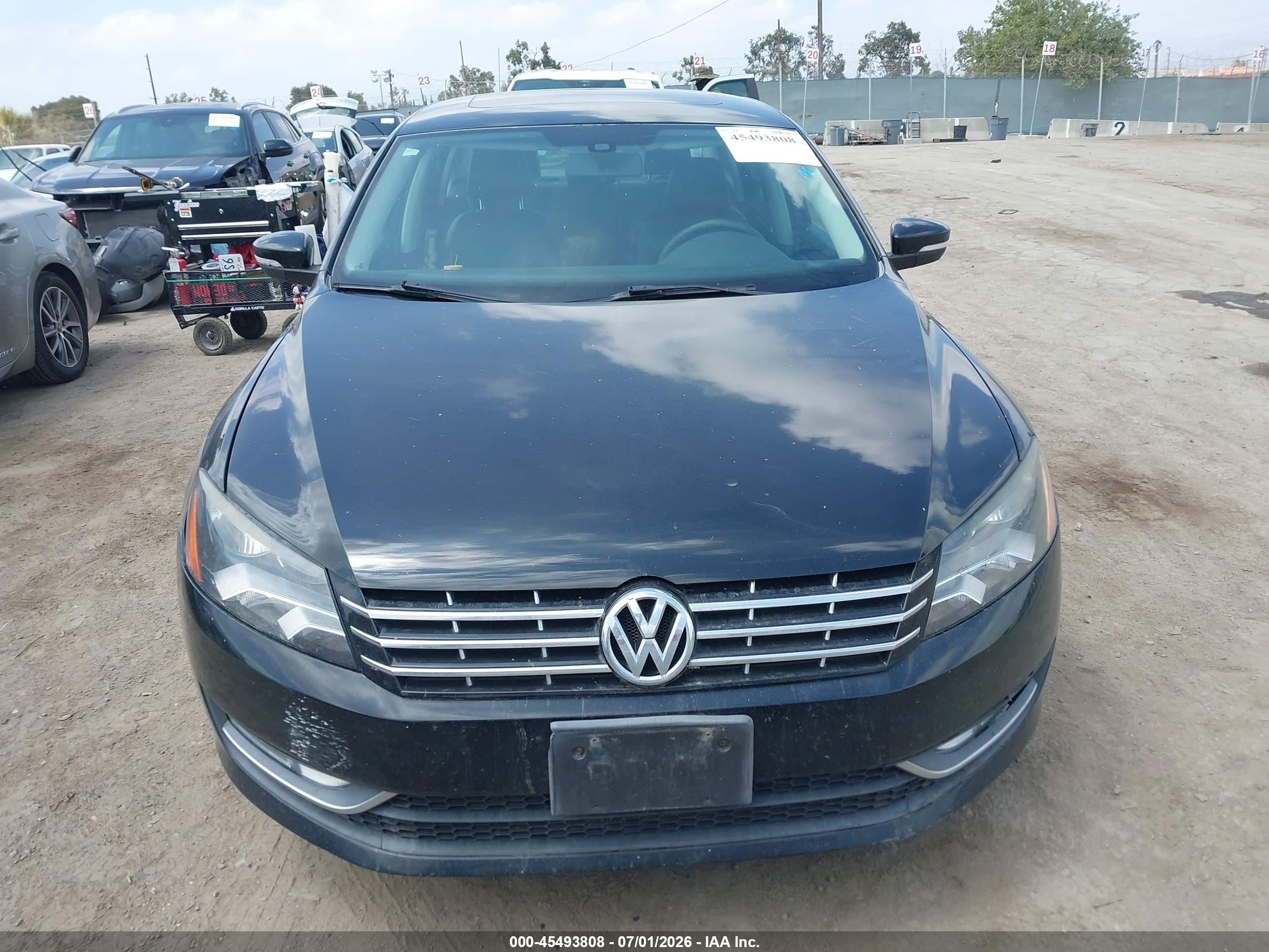 2015 Volkswagen Passat 2.0l Tdi Se Black vin: 1VWBV7A34FC036290