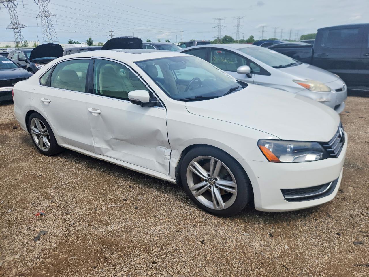 2015 Volkswagen Passat Se White vin: 1VWBV7A34FC056944