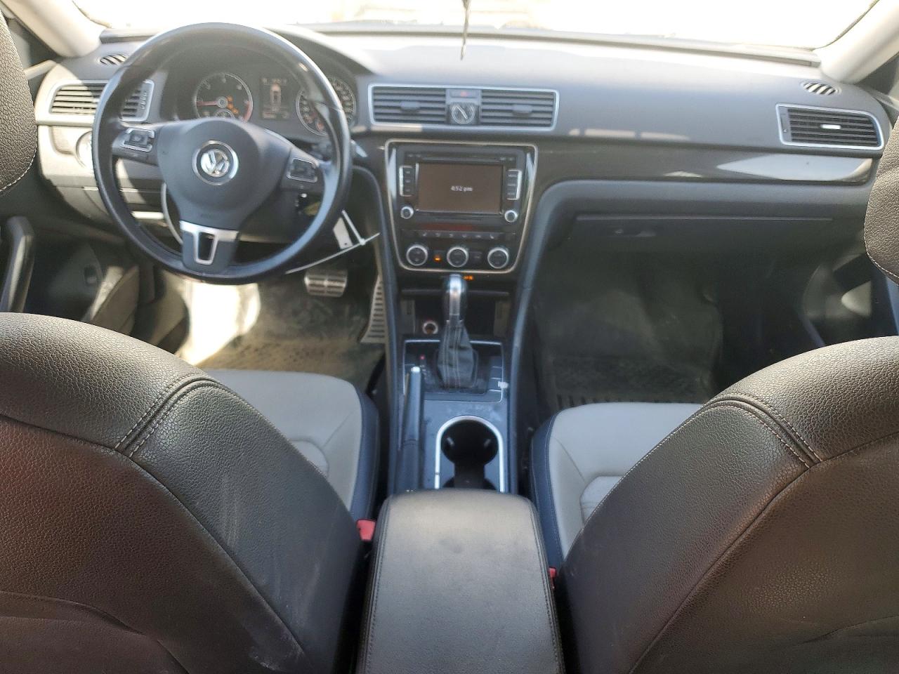 2015 Volkswagen Passat Se White vin: 1VWBV7A35FC048786