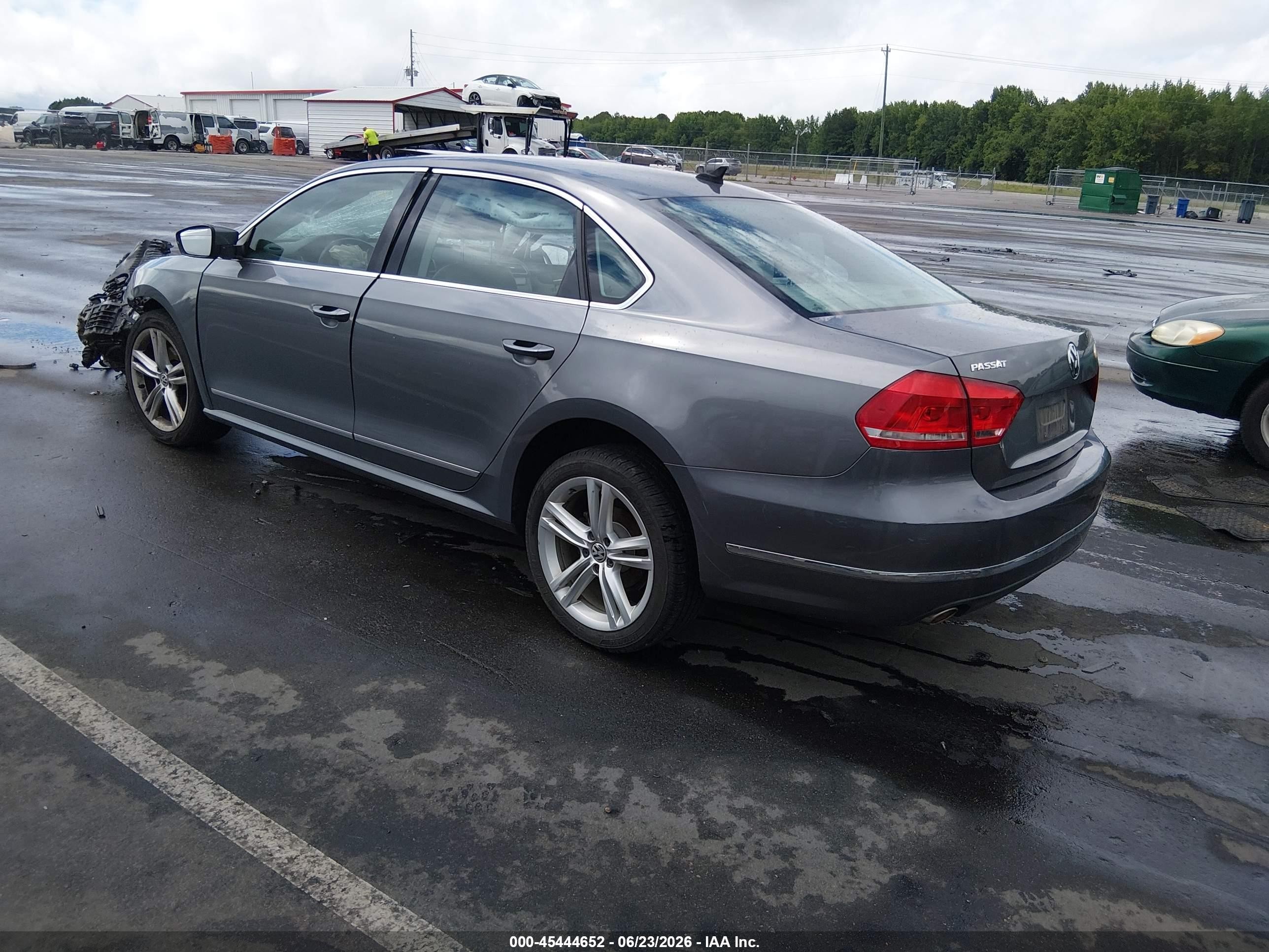 2015 Volkswagen Passat 2.0l Tdi Se Gray vin: 1VWBV7A35FC082064