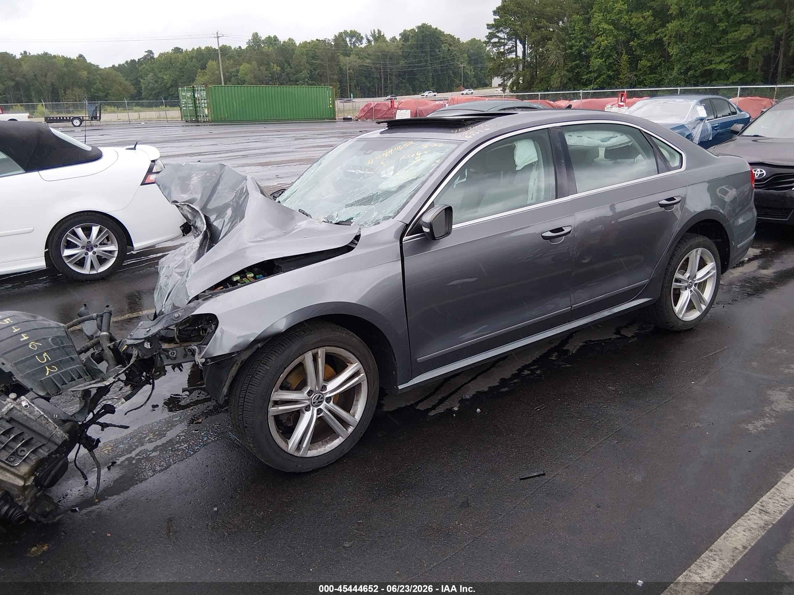 2015 Volkswagen Passat 2.0l Tdi Se Gray vin: 1VWBV7A35FC082064