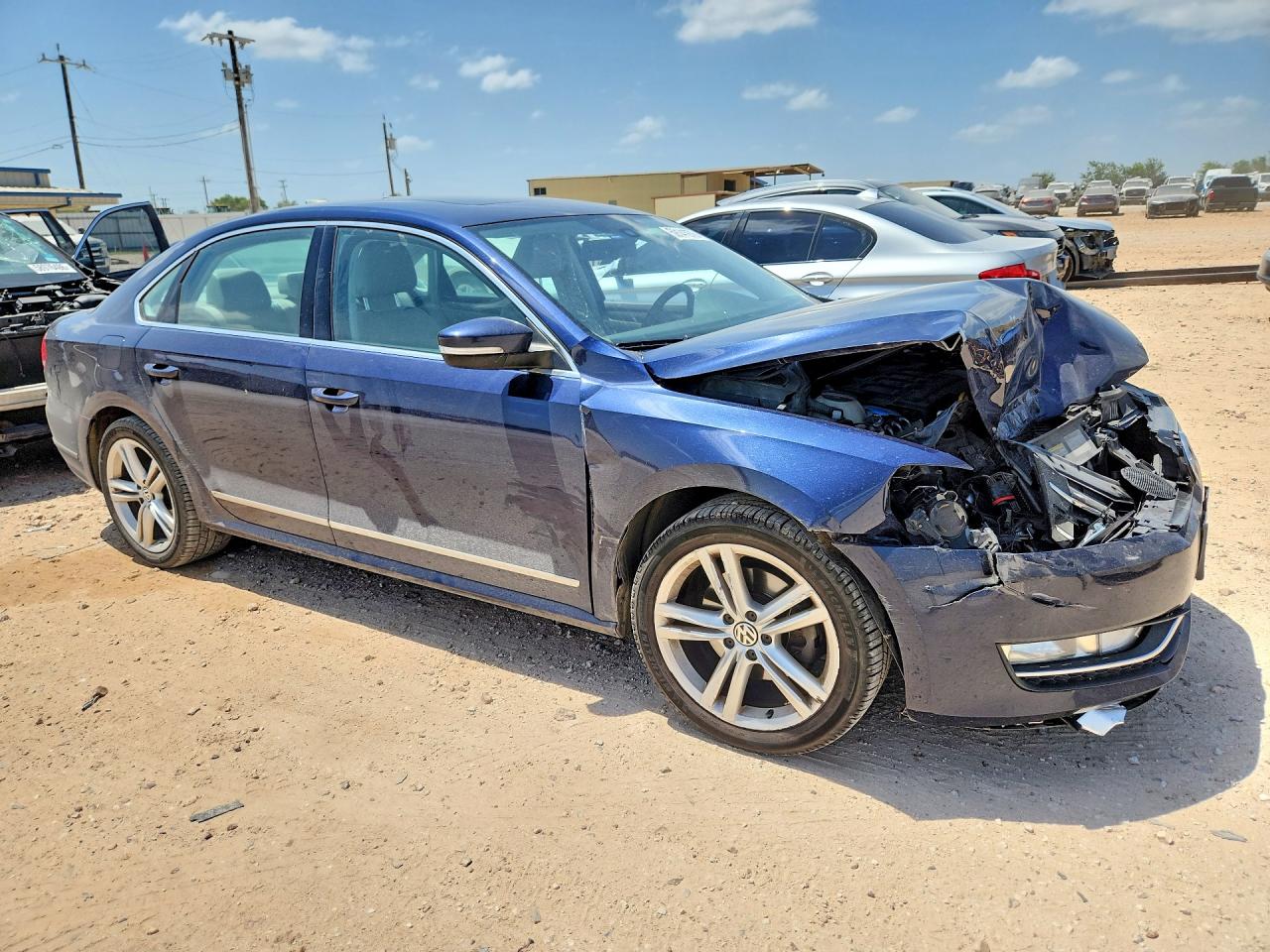 2015 Volkswagen Passat Se Blue vin: 1VWBV7A36FC046982