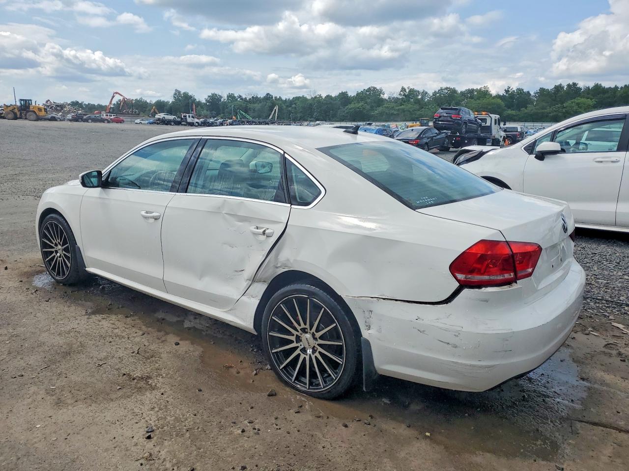 2015 Volkswagen Passat Se White vin: 1VWBV7A36FC085927
