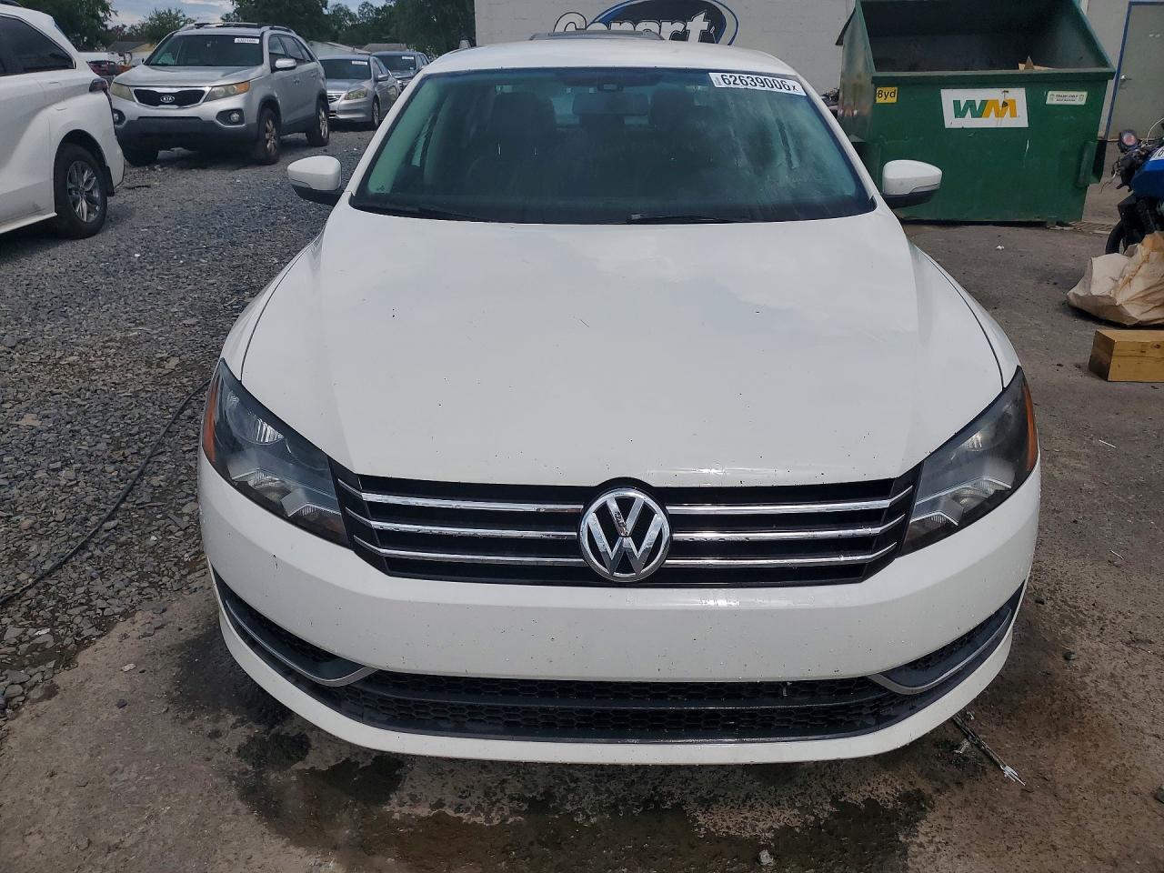 2015 Volkswagen Passat Se White vin: 1VWBV7A36FC085927