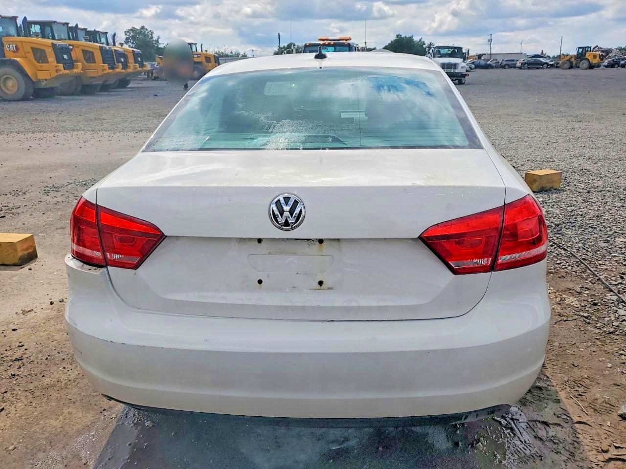 2015 Volkswagen Passat Se White vin: 1VWBV7A36FC085927