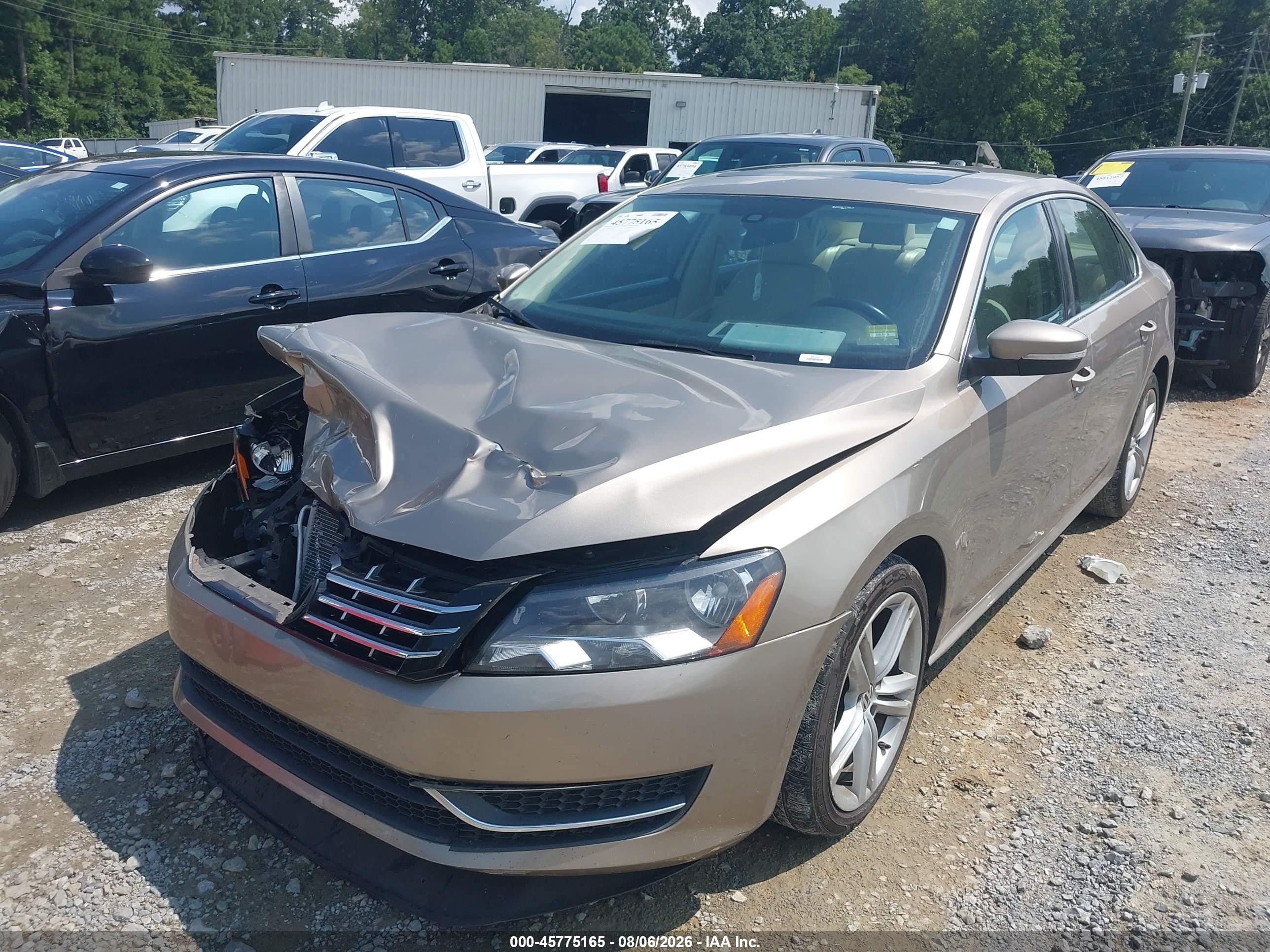 2015 Volkswagen Passat 2.0l Tdi Se Tan vin: 1VWBV7A37FC032539