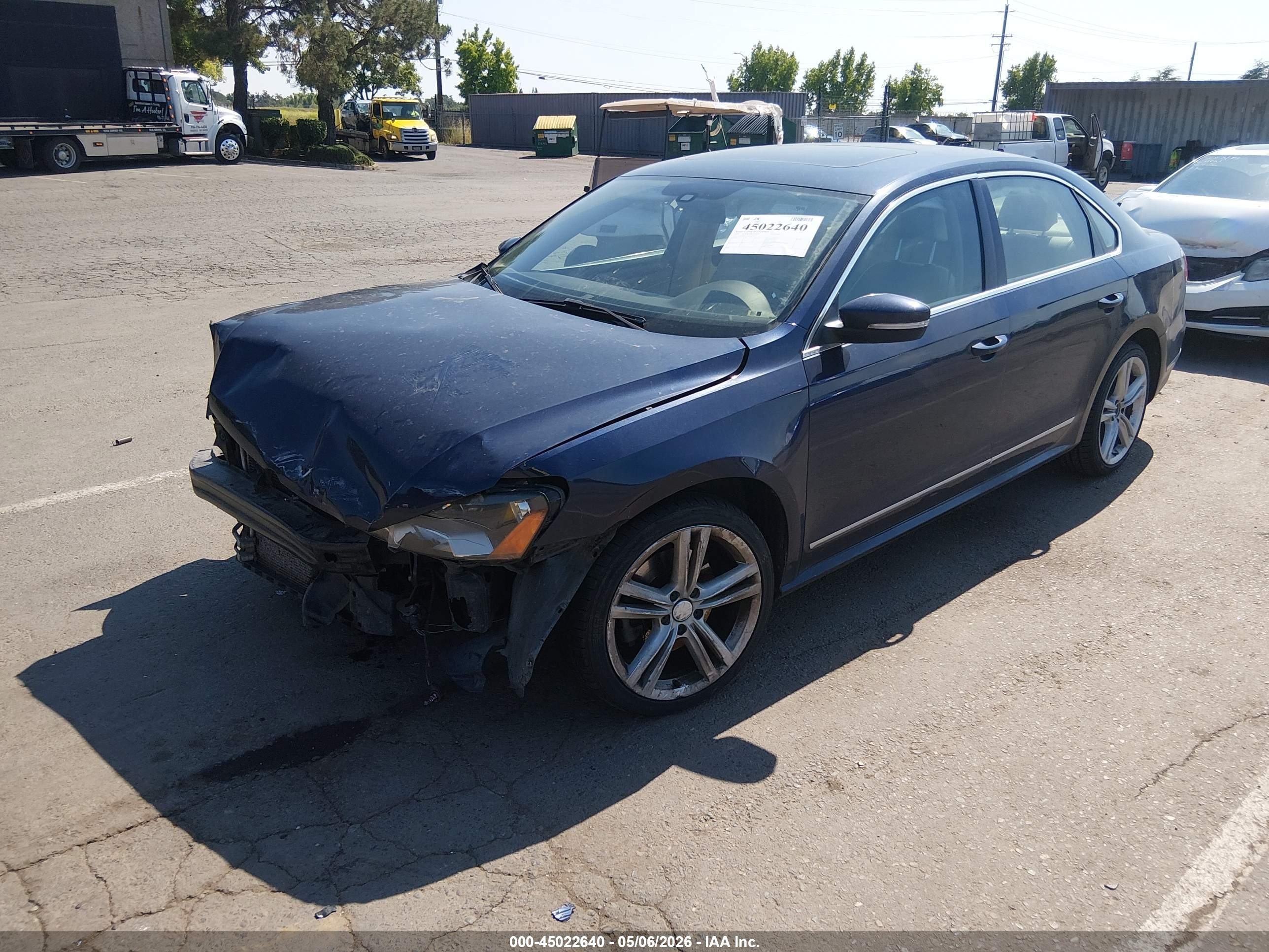 2015 Volkswagen Passat 2.0l Tdi Se Blue vin: 1VWBV7A37FC057117