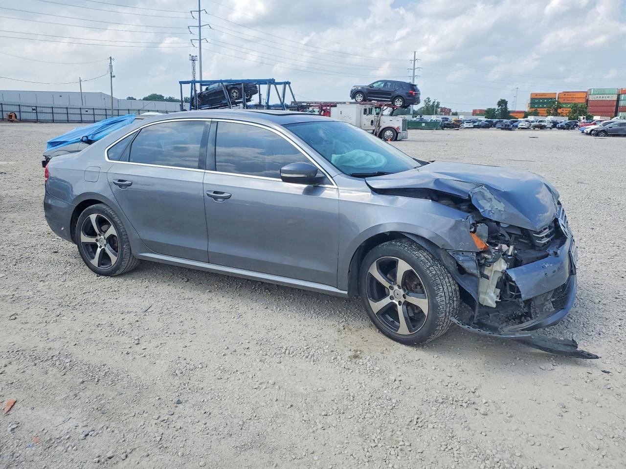 2015 Volkswagen Passat Se Gray vin: 1VWBV7A3XFC025648