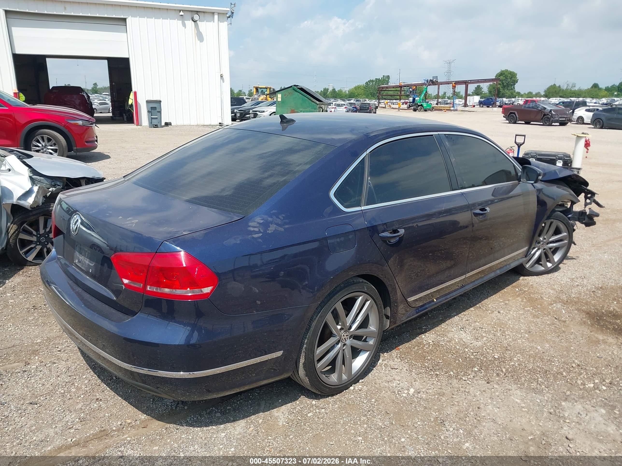 2015 Volkswagen Passat 2.0l Tdi Se Dark Blue vin: 1VWBV7A3XFC047200