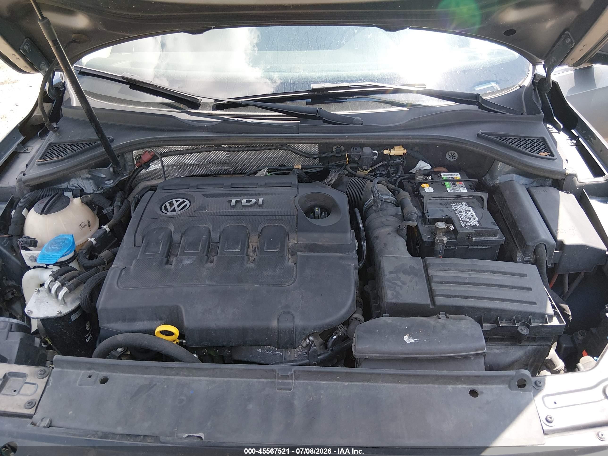 2015 Volkswagen Passat 2.0l Tdi Se Gray vin: 1VWBV7A3XFC076423