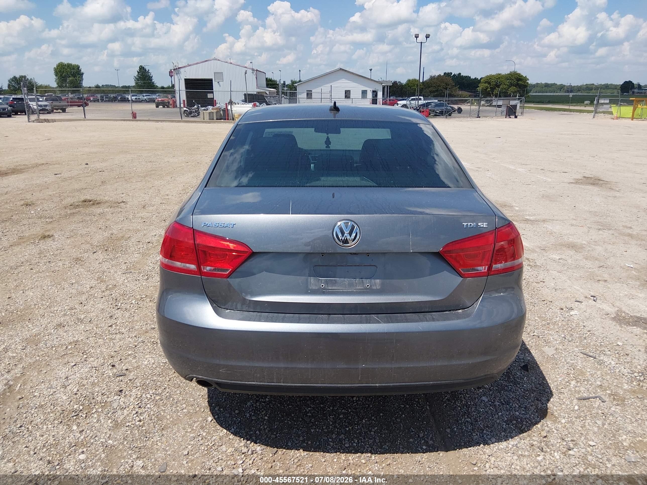2015 Volkswagen Passat 2.0l Tdi Se Gray vin: 1VWBV7A3XFC076423