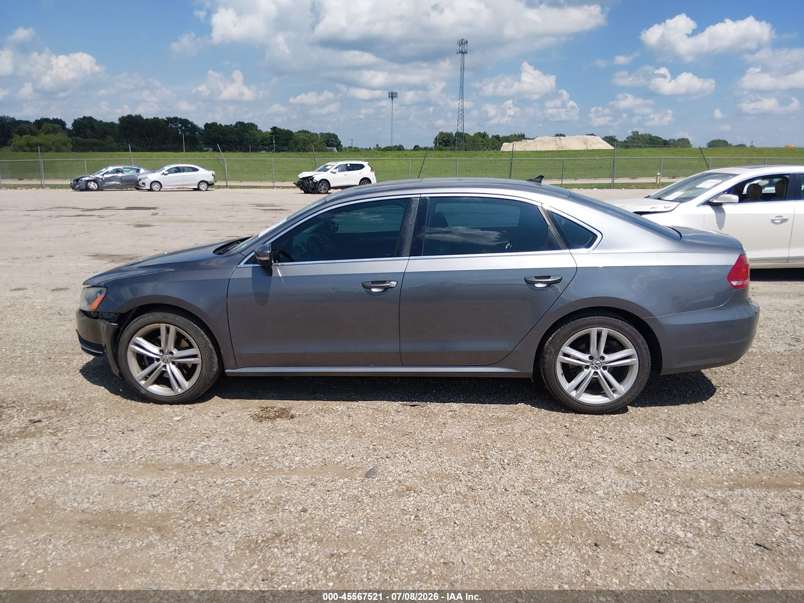2015 Volkswagen Passat 2.0l Tdi Se Gray vin: 1VWBV7A3XFC076423