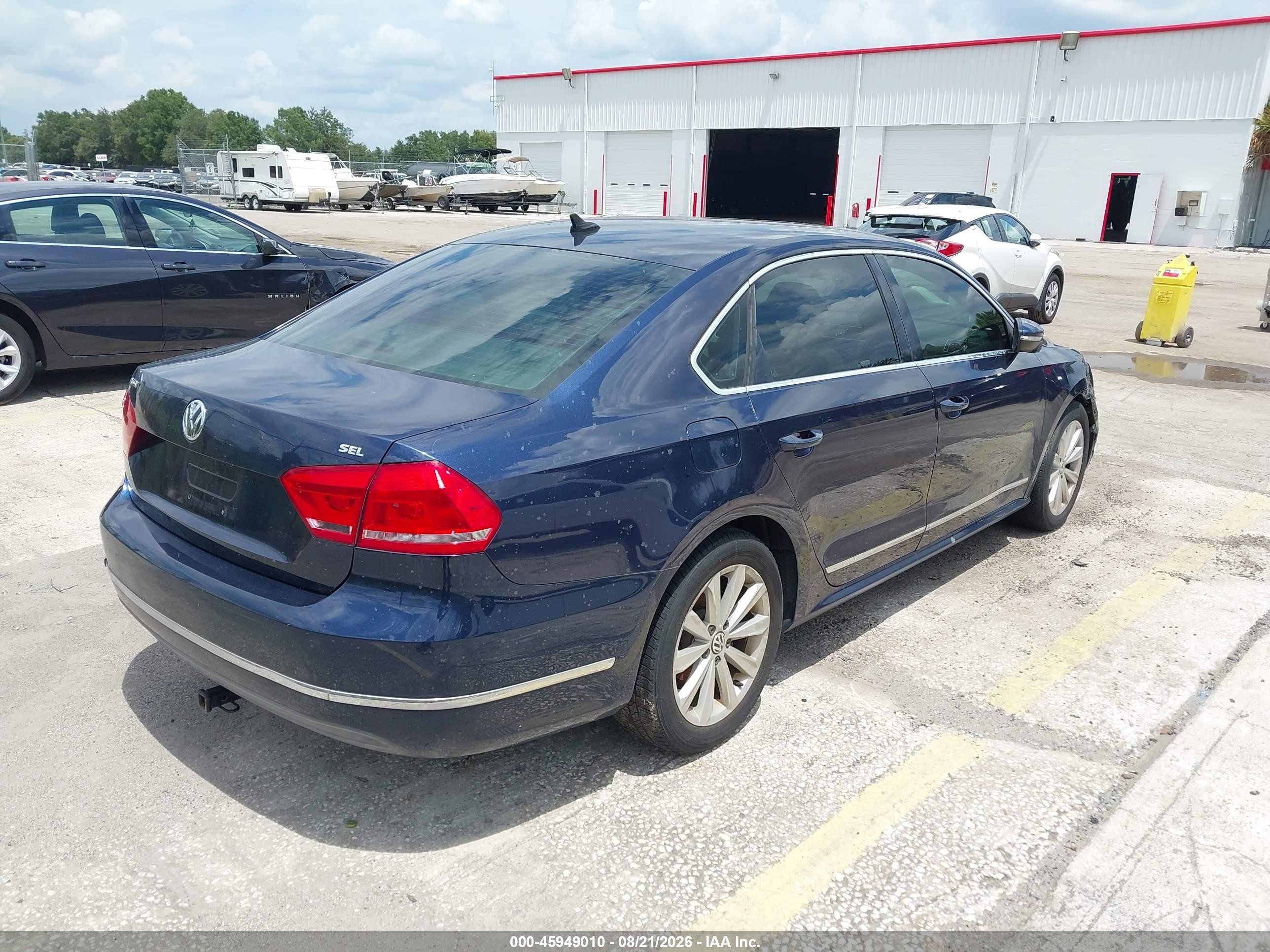 2012 Volkswagen Passat 2.5l Sel Dark Blue vin: 1VWCH7A30CC034947