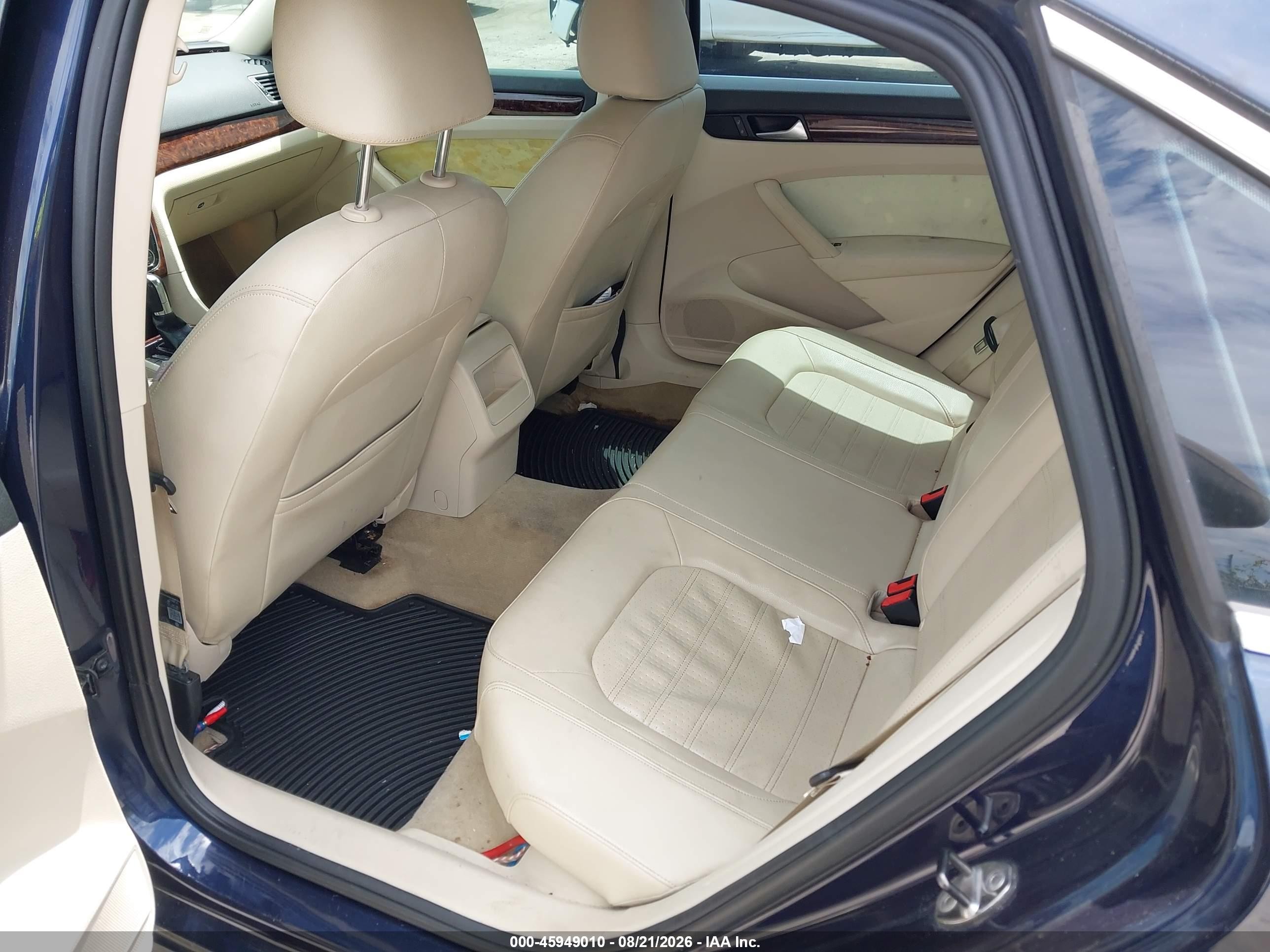 2012 Volkswagen Passat 2.5l Sel Dark Blue vin: 1VWCH7A30CC034947