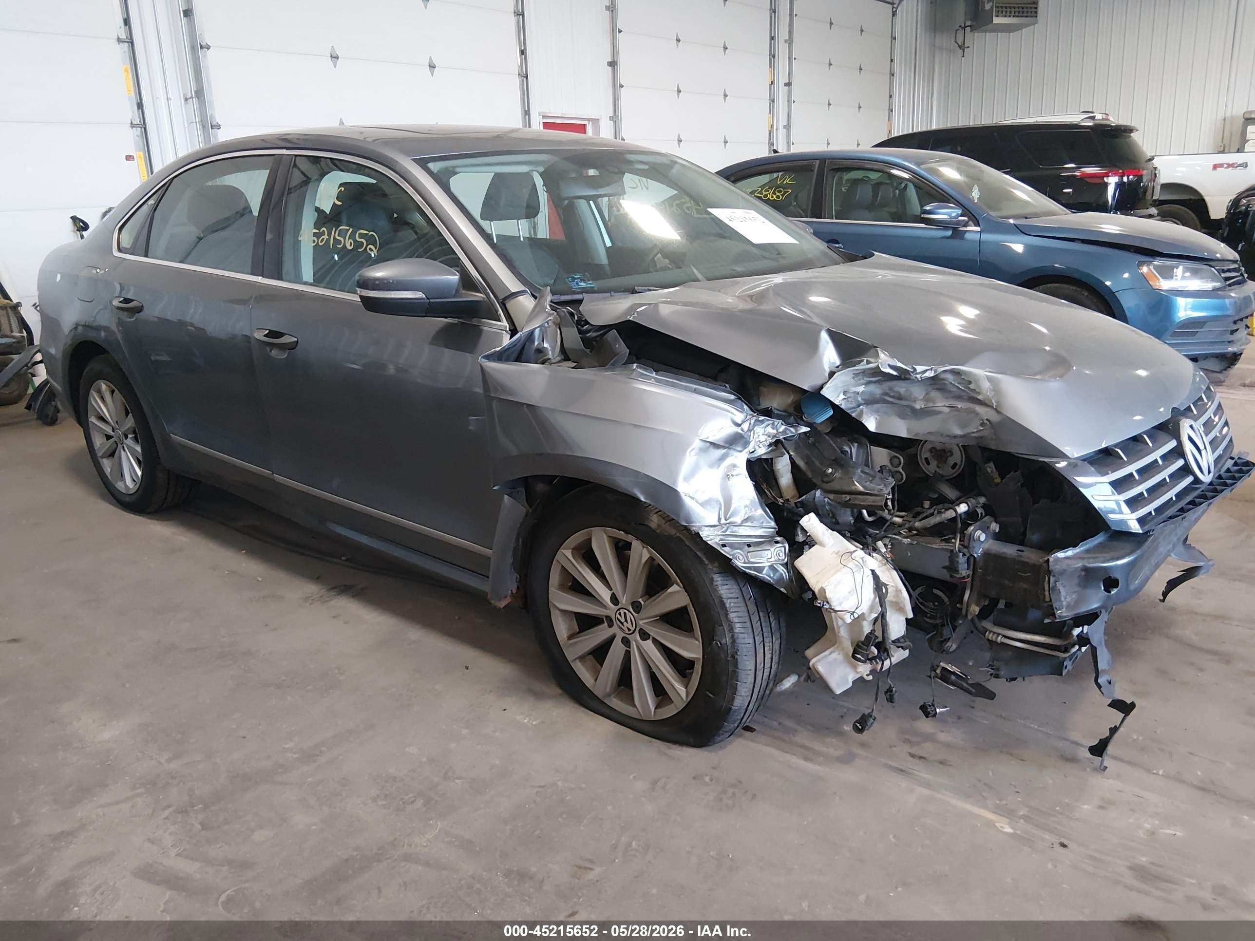 2013 Volkswagen Passat 2.5l Sel Premium Gray vin: 1VWCH7A32DC082256