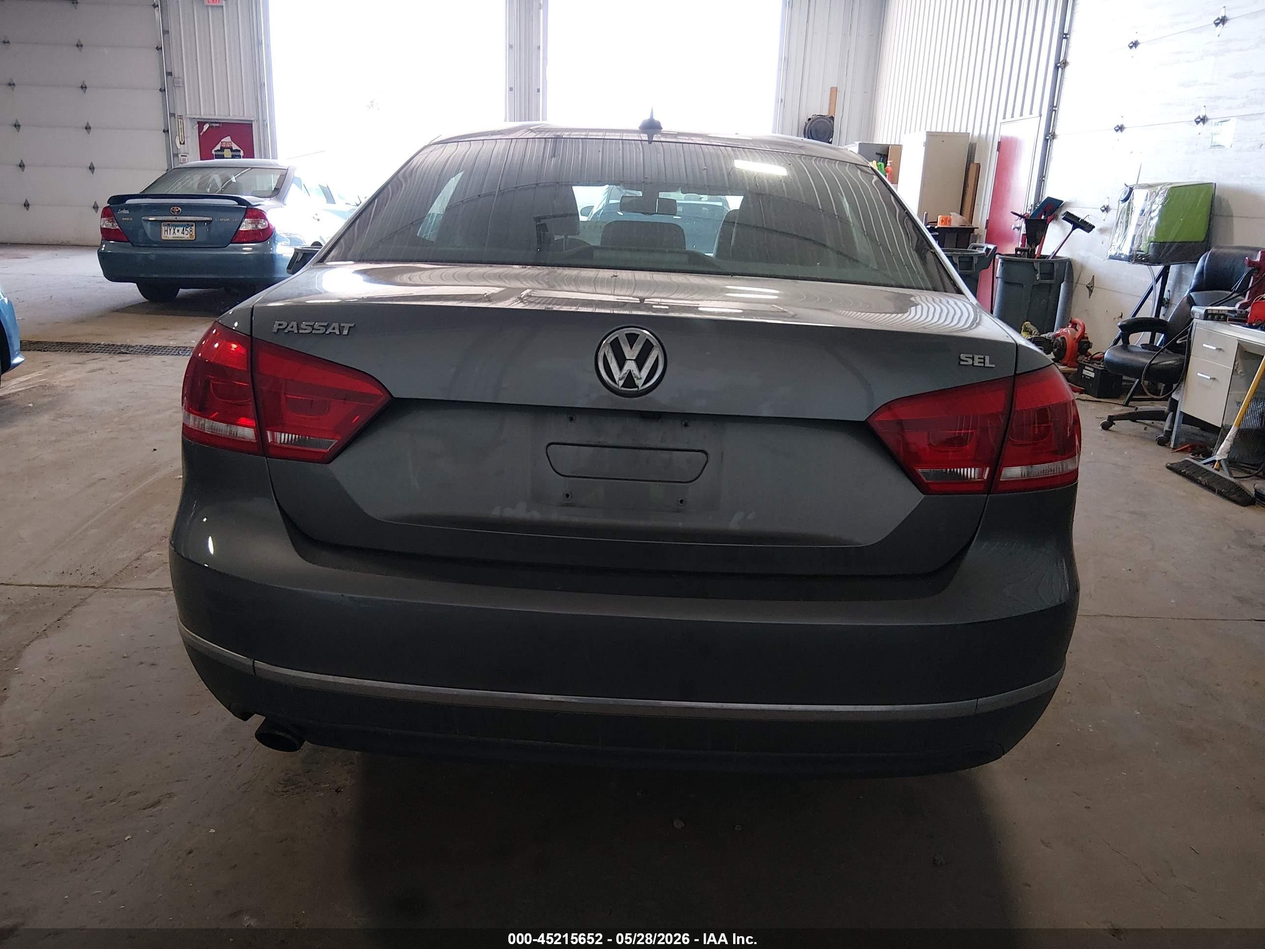 2013 Volkswagen Passat 2.5l Sel Premium Gray vin: 1VWCH7A32DC082256