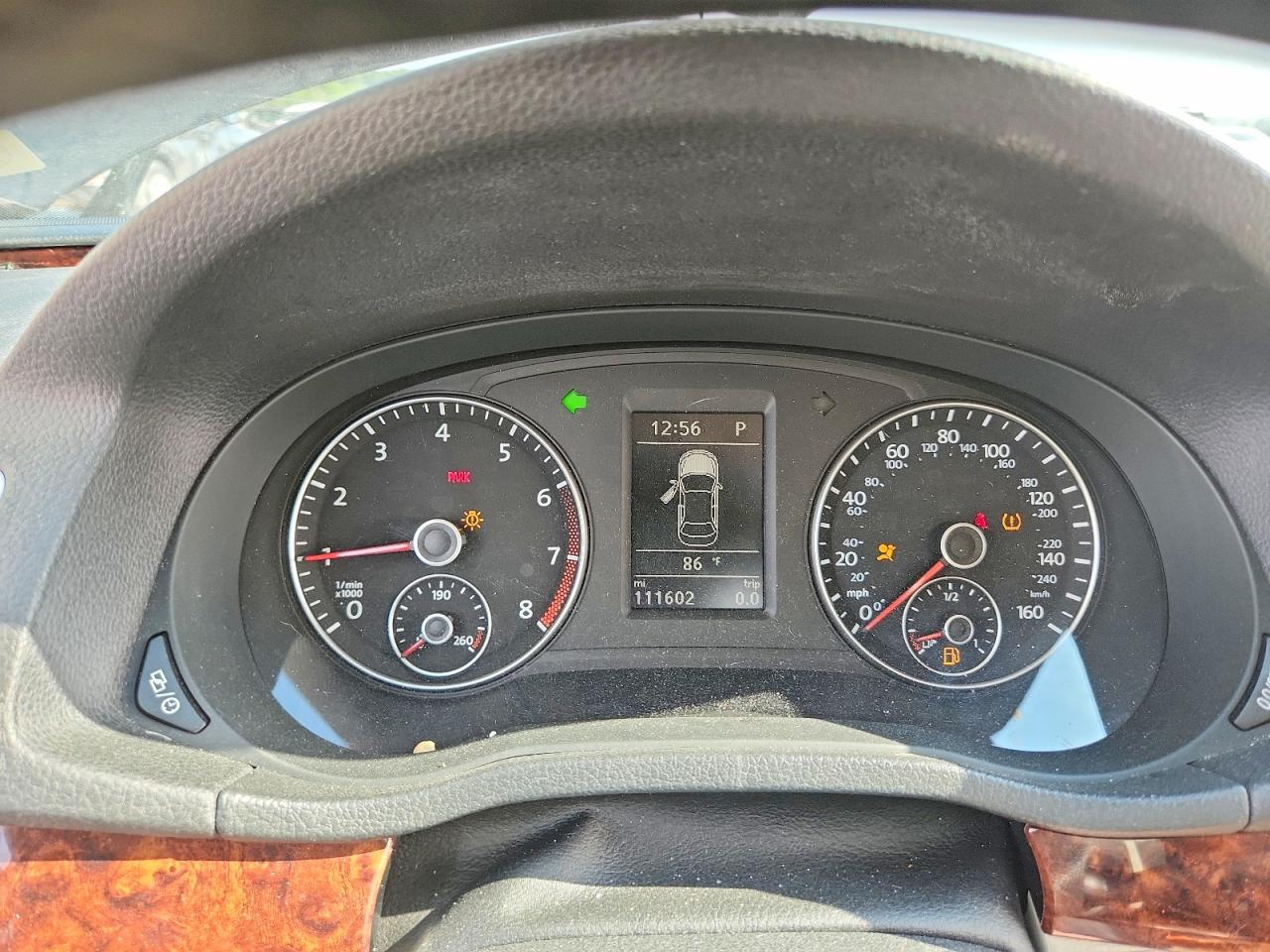 2013 Volkswagen Passat 2.0t Value Черный vin: 1VWCH7A32DC134971