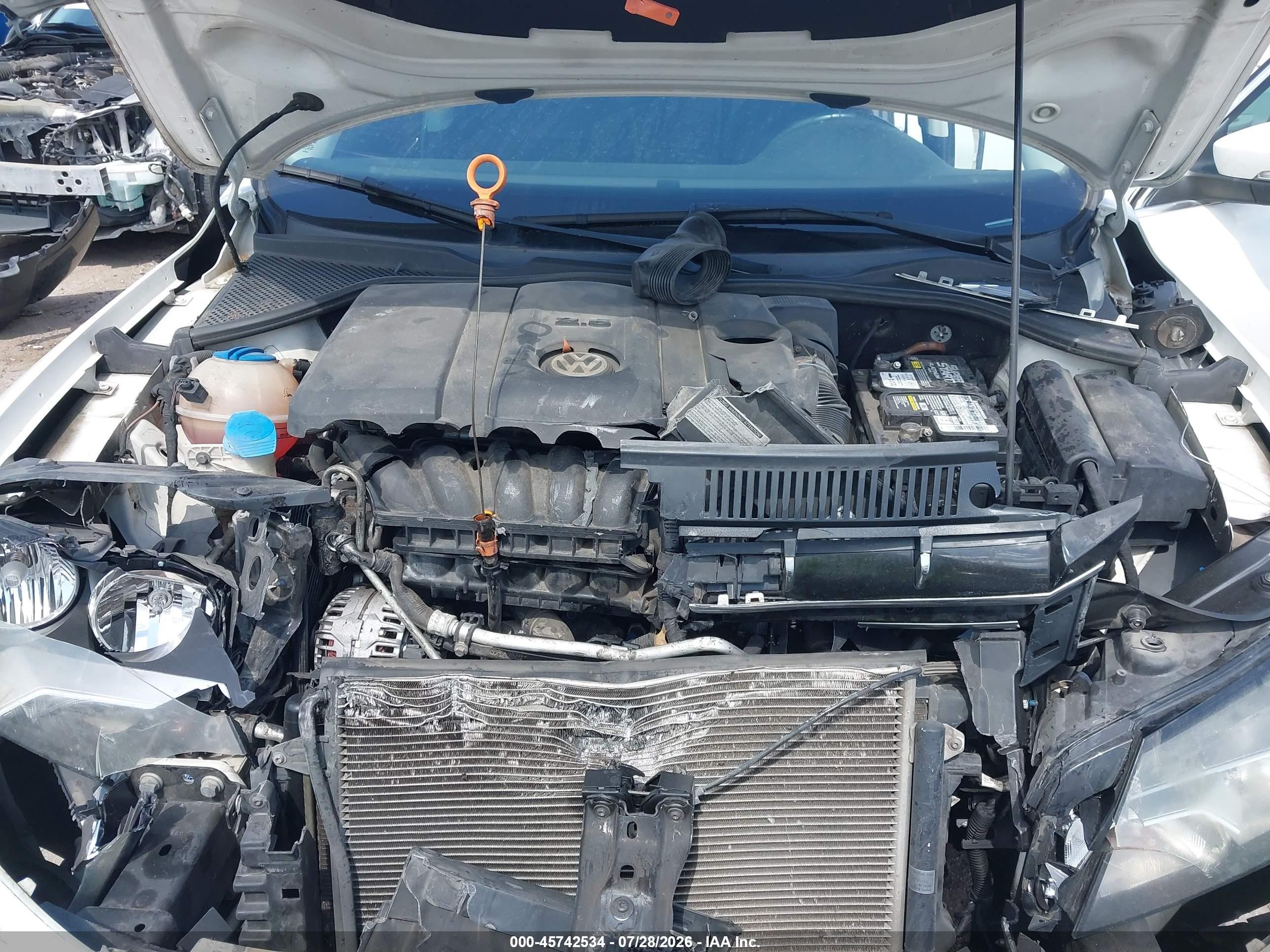2013 Volkswagen Passat 2.5l Sel Белый vin: 1VWCH7A33DC021529