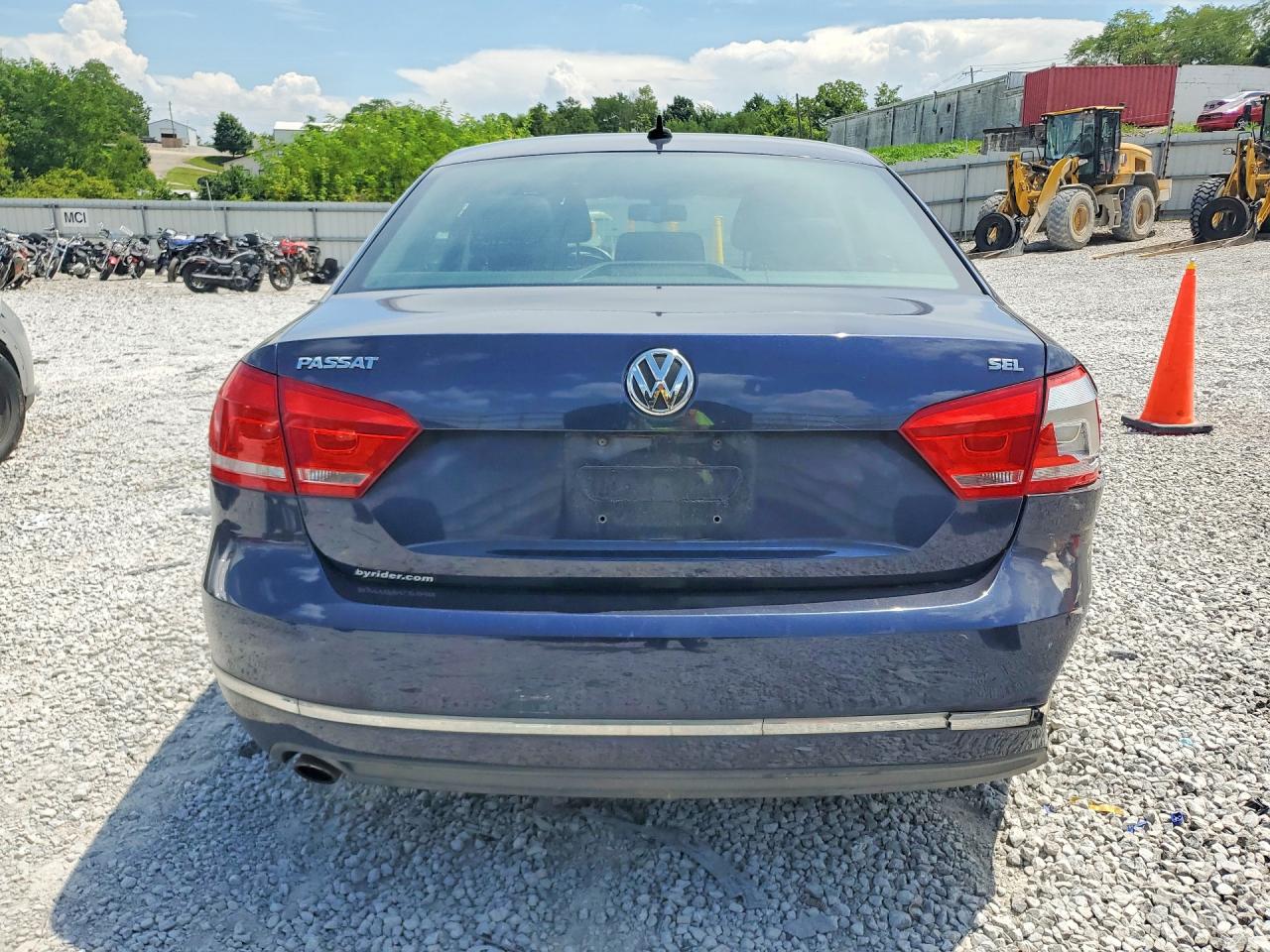 2012 Volkswagen Passat Sel Blue vin: 1VWCH7A34CC033378