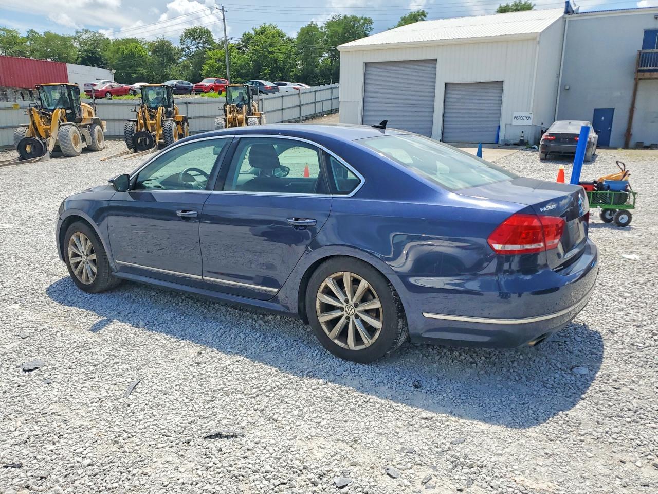 2012 Volkswagen Passat Sel Blue vin: 1VWCH7A34CC033378
