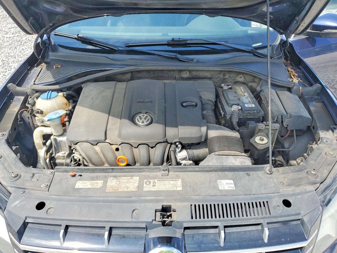 2012 Volkswagen Passat Sel Blue vin: 1VWCH7A34CC033378