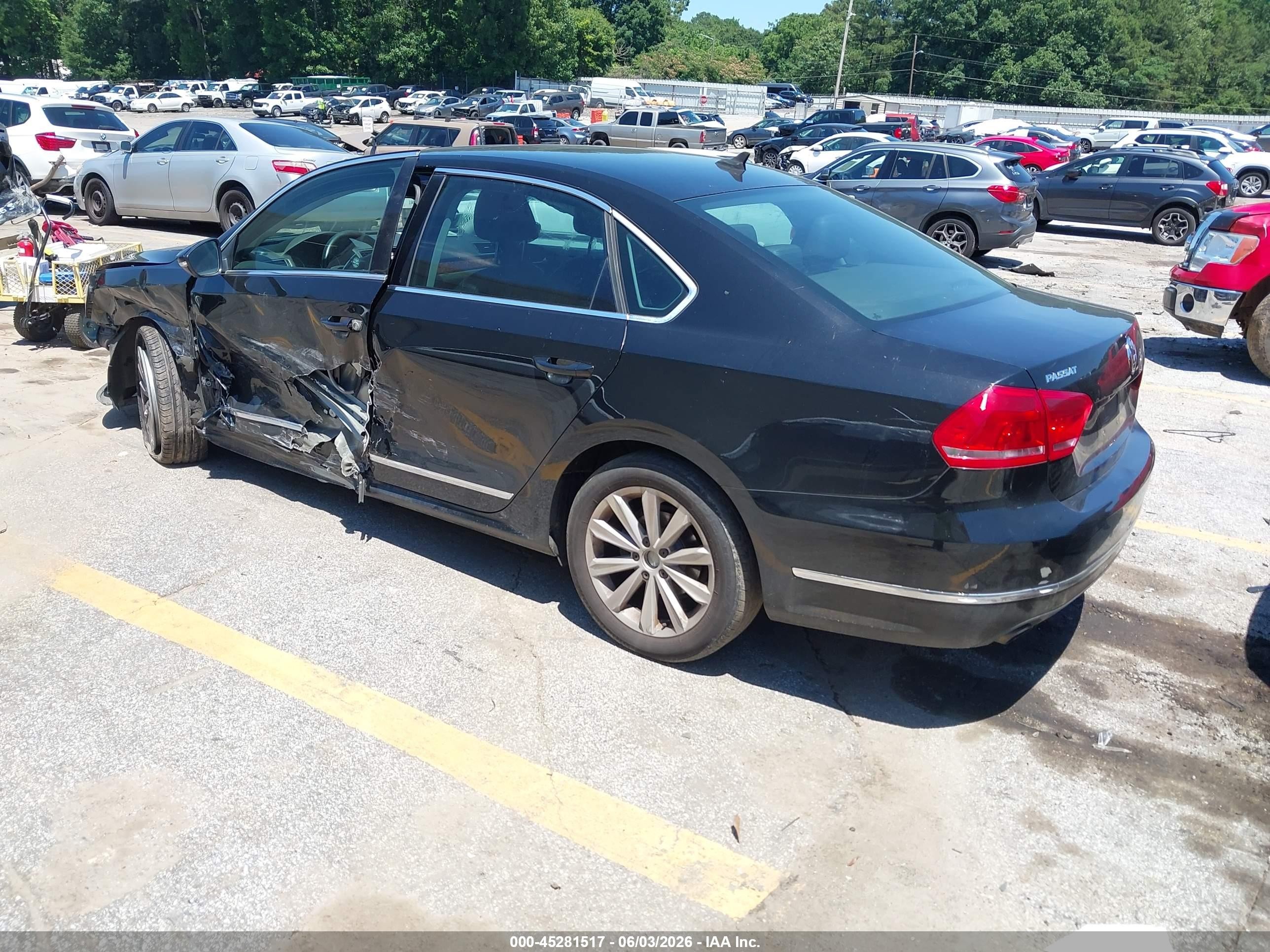 2012 Volkswagen Passat 2.5l Sel Black vin: 1VWCH7A36CC073039