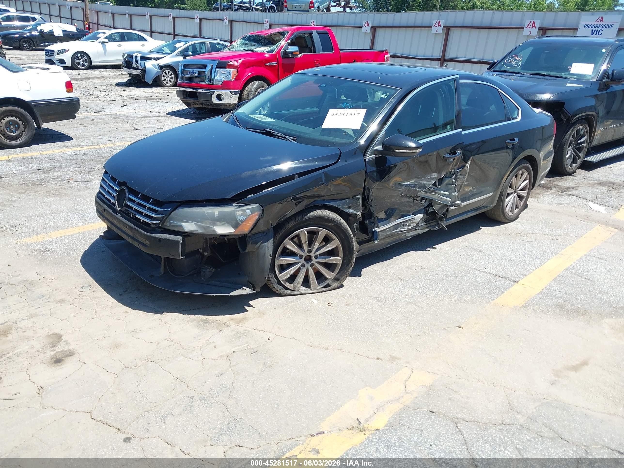 2012 Volkswagen Passat 2.5l Sel Black vin: 1VWCH7A36CC073039