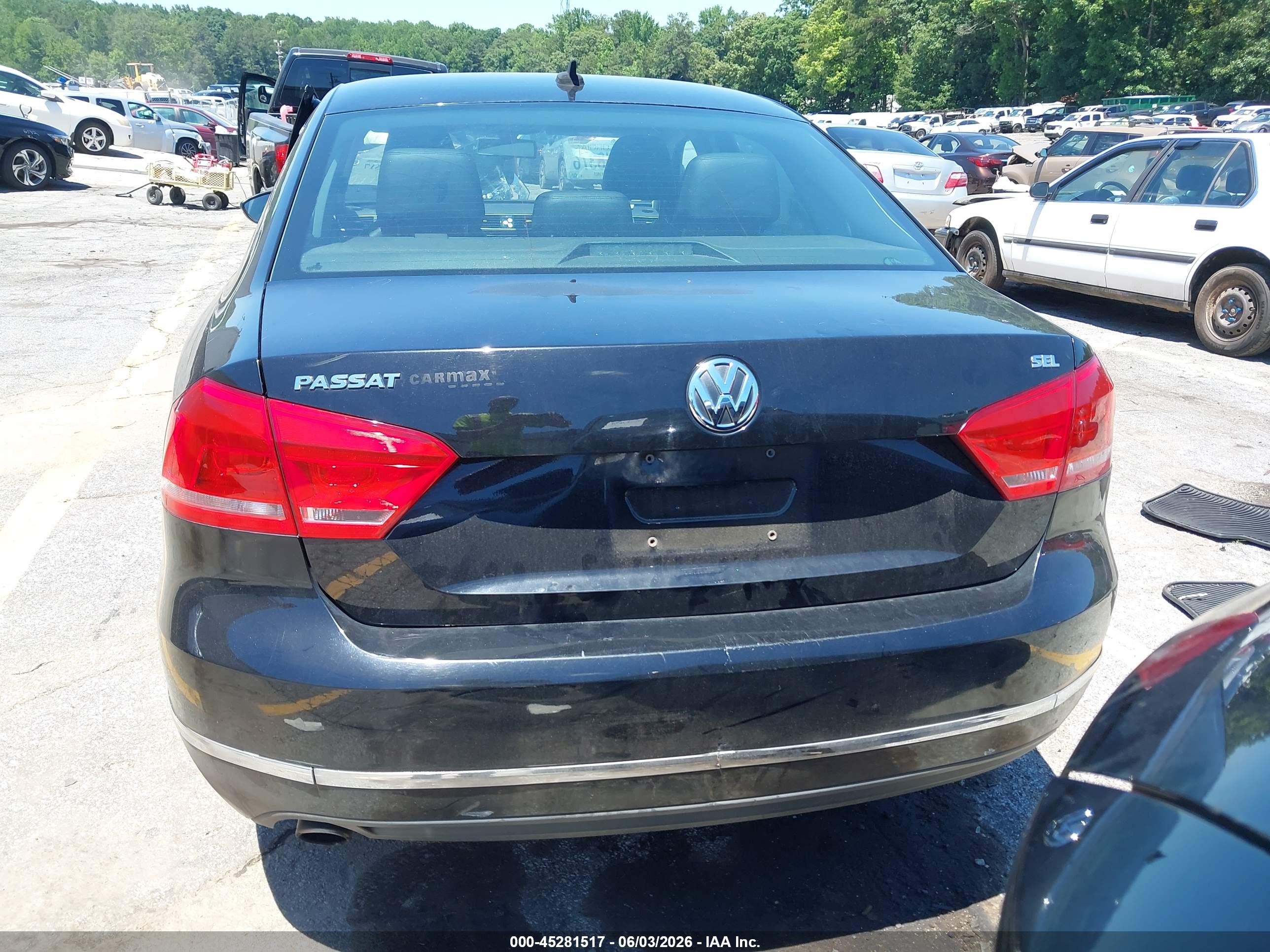 2012 Volkswagen Passat 2.5l Sel Black vin: 1VWCH7A36CC073039