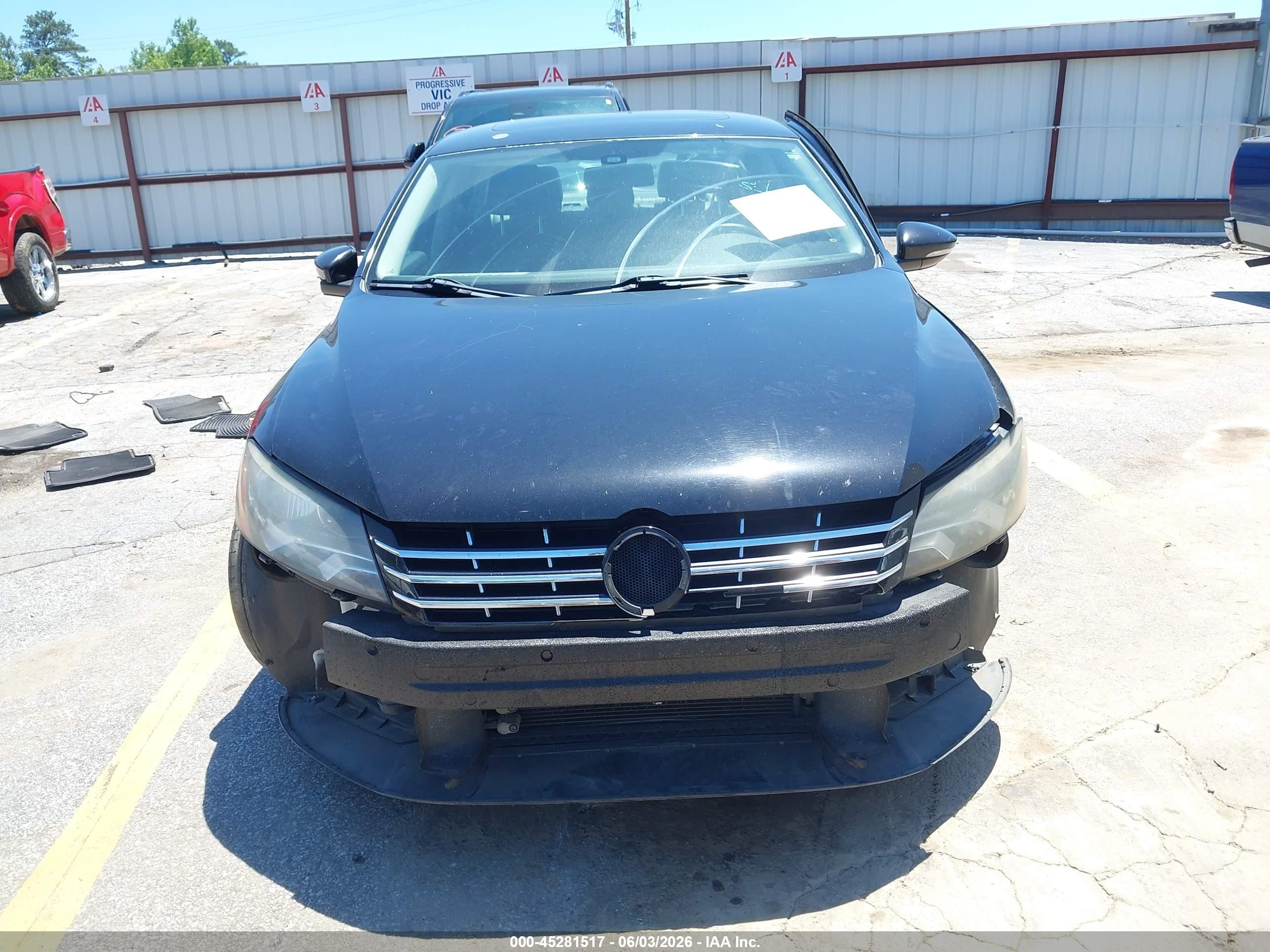 2012 Volkswagen Passat 2.5l Sel Black vin: 1VWCH7A36CC073039