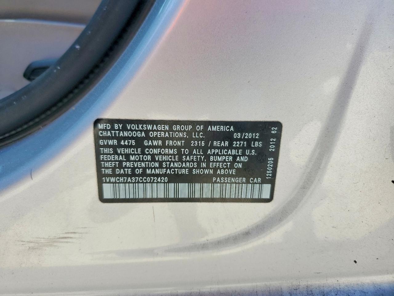 2012 Volkswagen Passat Sel Silver vin: 1VWCH7A37CC072420