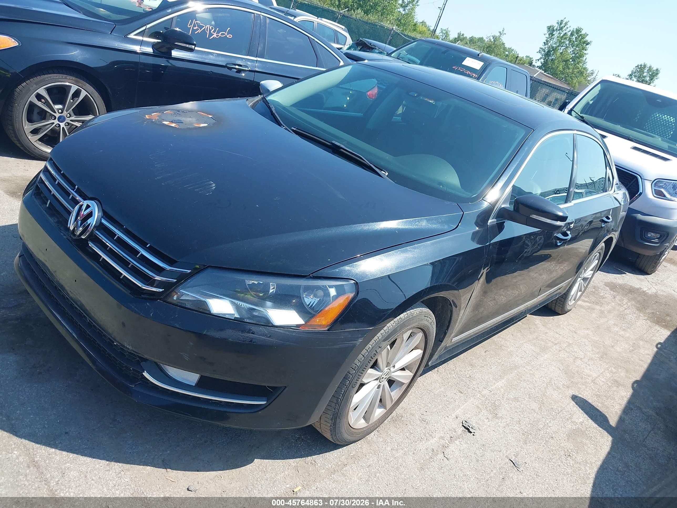 2013 Volkswagen Passat 2.5l Sel Premium Black vin: 1VWCH7A38DC043087