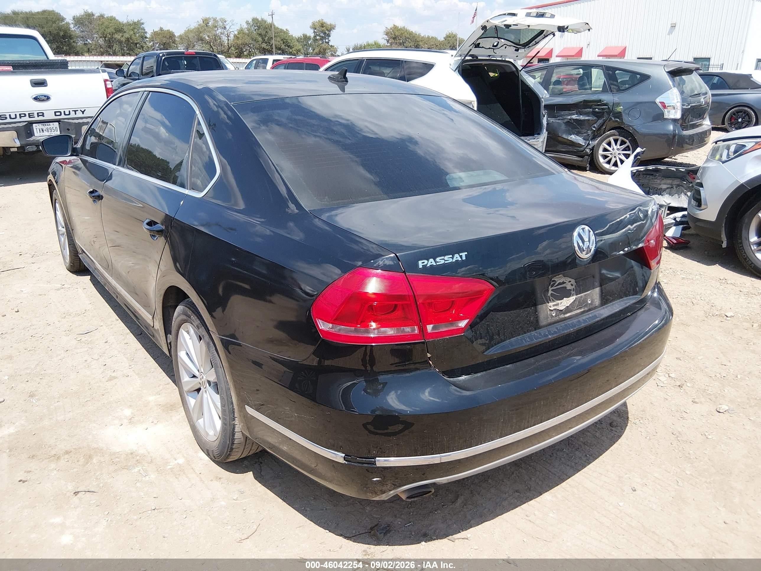 2013 Volkswagen Passat 2.5l Sel Premium Black vin: 1VWCH7A38DC059080