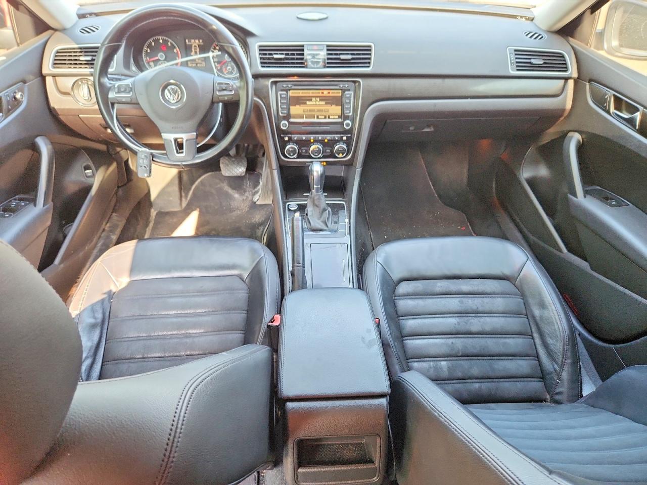 2012 Volkswagen Passat Sel Черный vin: 1VWCH7A39CC007648