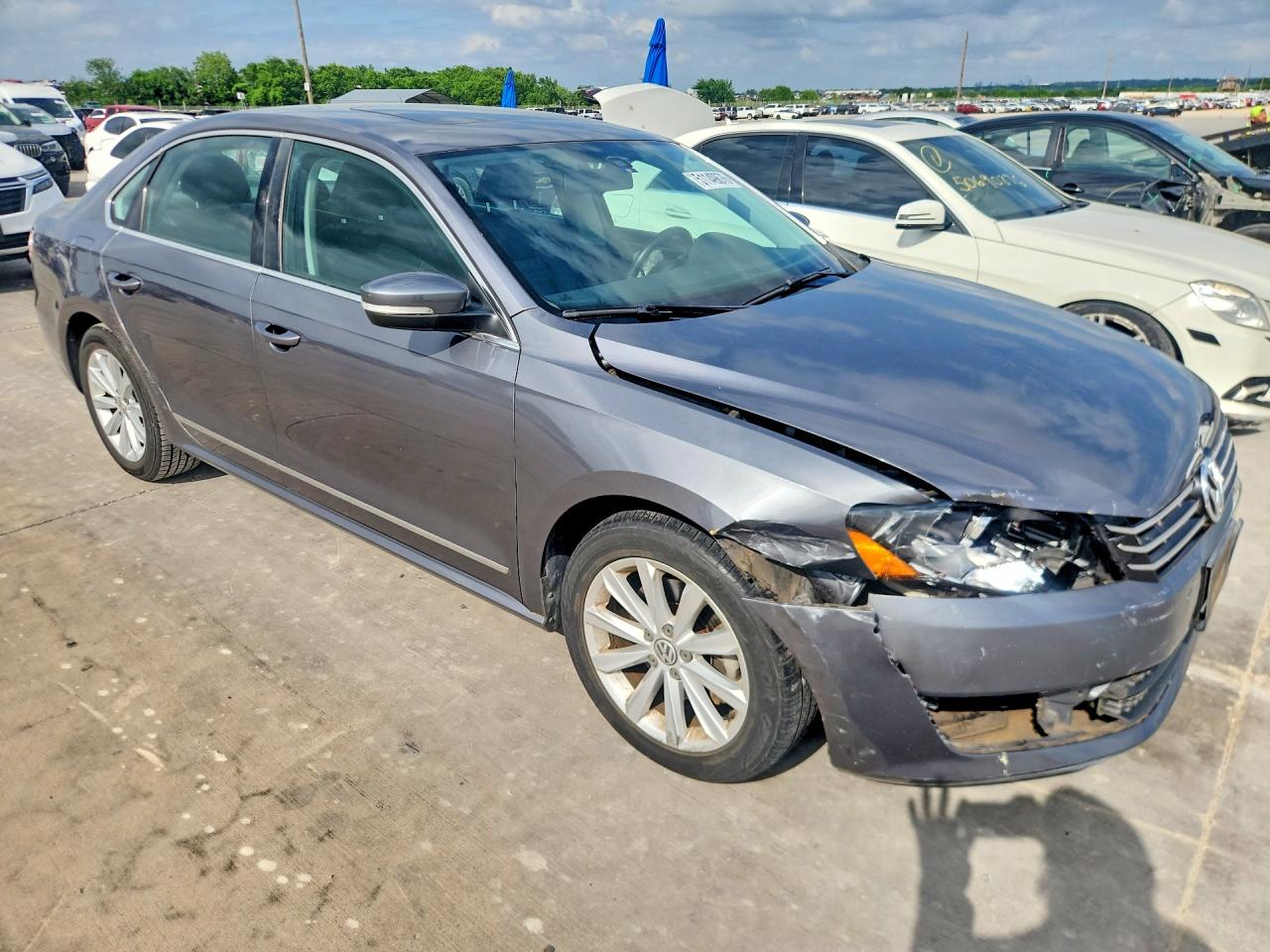 2013 Volkswagen Passat Sel Gray vin: 1VWCH7A39DC106312